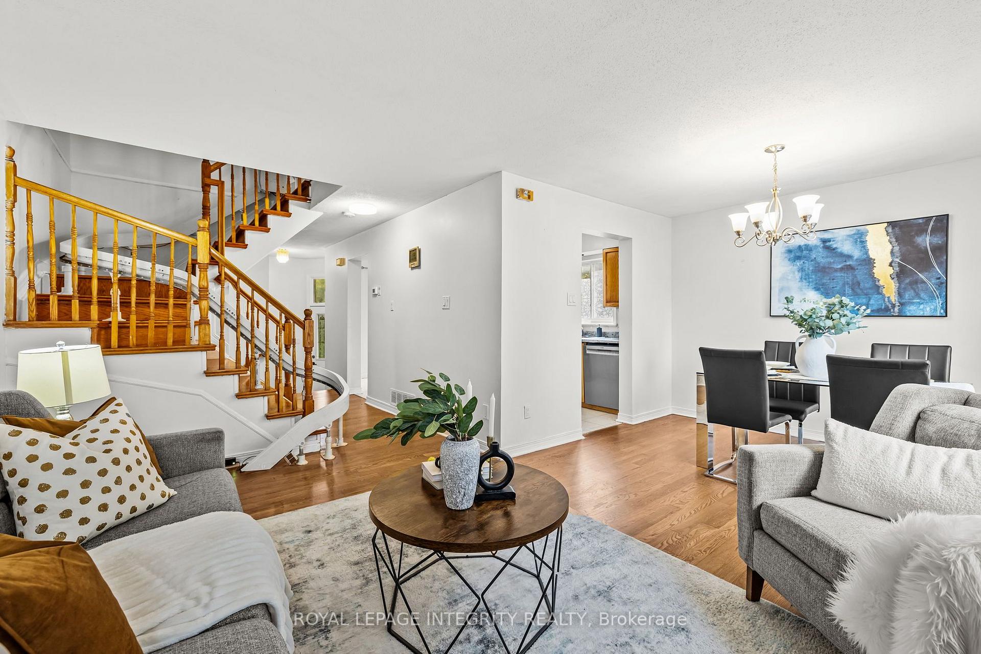 Photo 10 of 26 Astoria Crescent, Ottawa, Barrhaven East — HOMEH