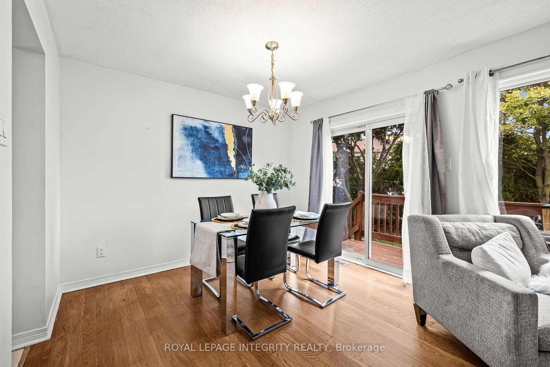 Photo 12 of 26 Astoria Crescent, Ottawa, Barrhaven East — HOMEH