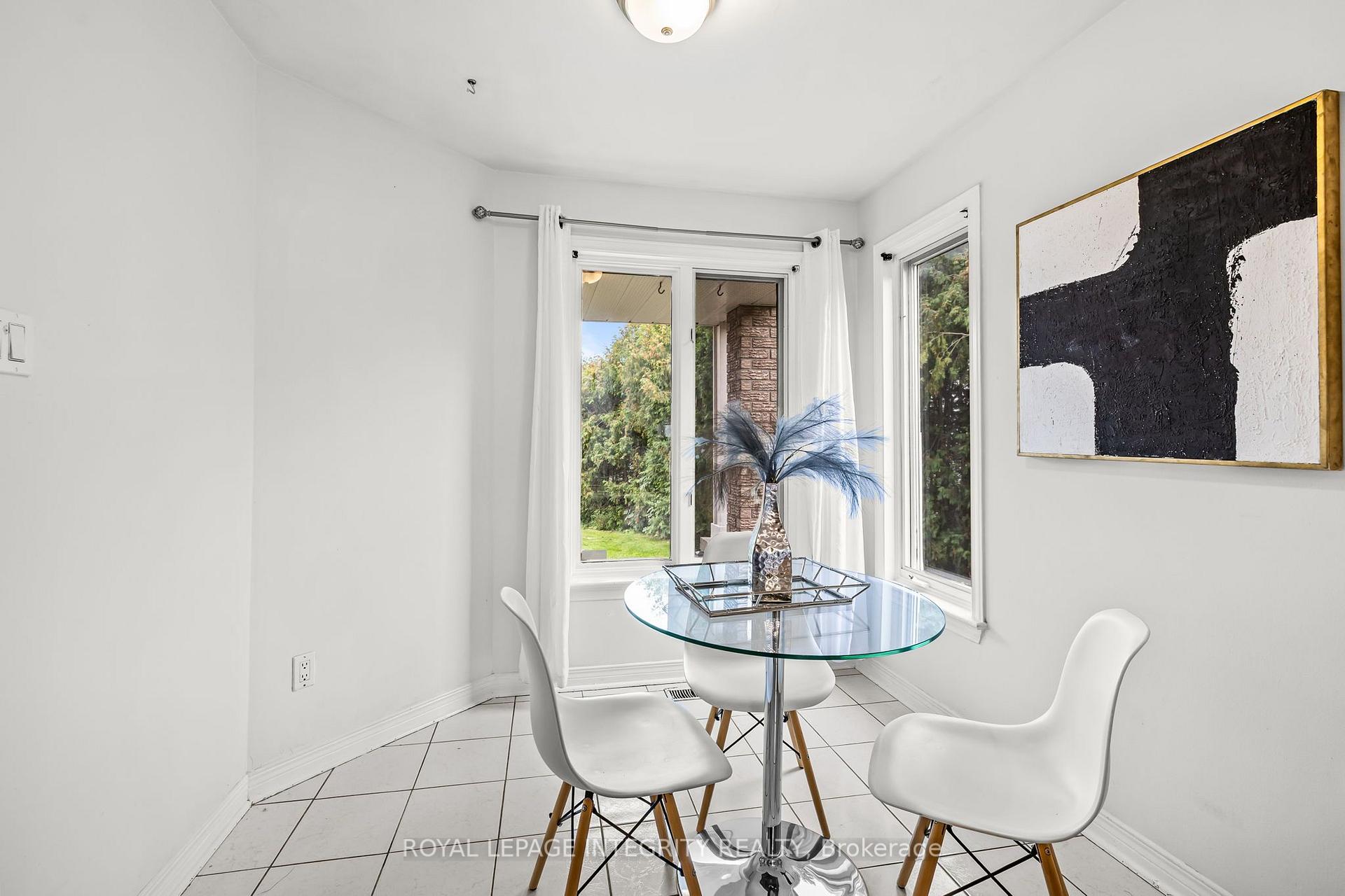Photo 18 of 26 Astoria Crescent, Ottawa, Barrhaven East — HOMEH