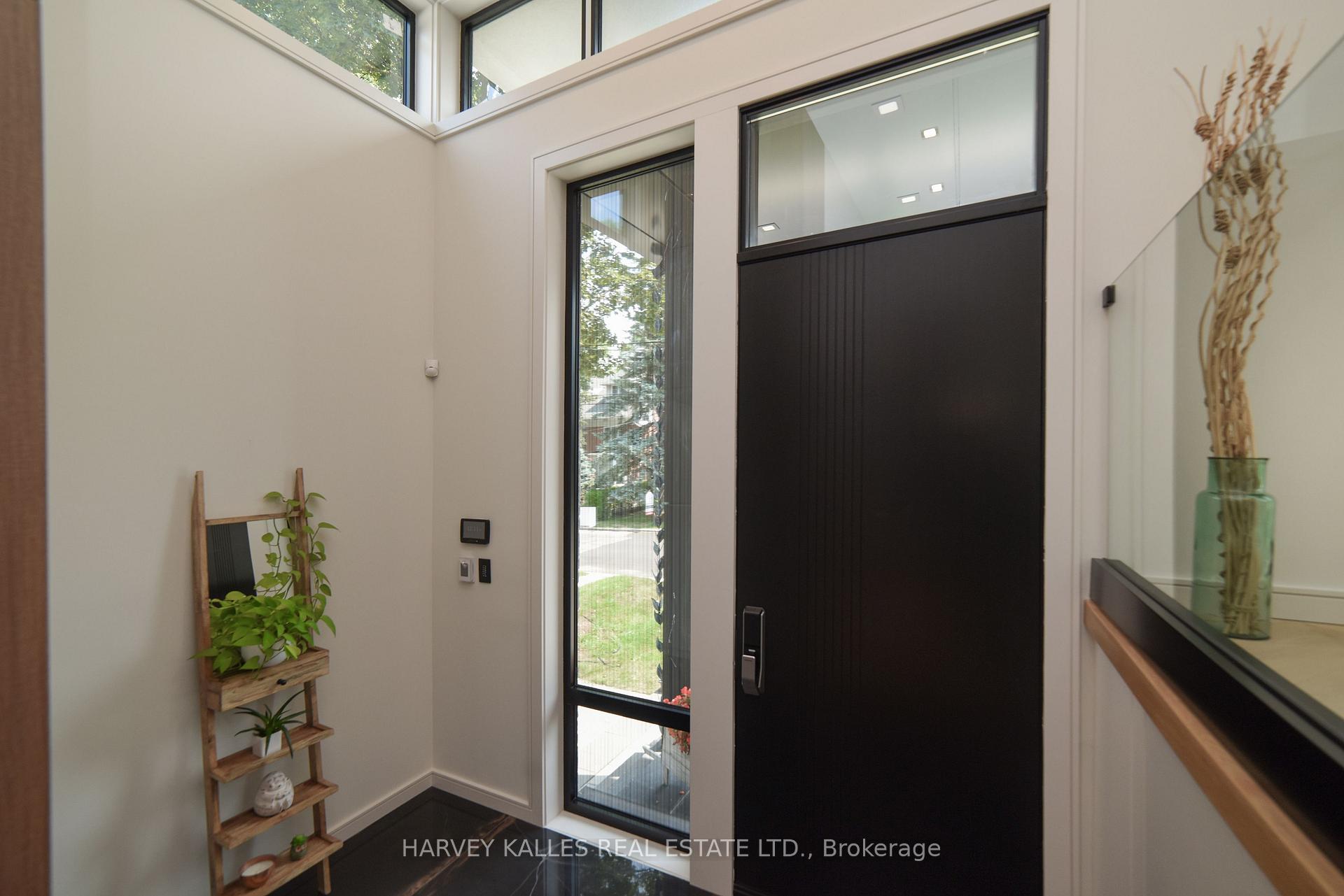 Photo 4 of 110 Mona Drive, Toronto, Lawrence Park South — HOMEH