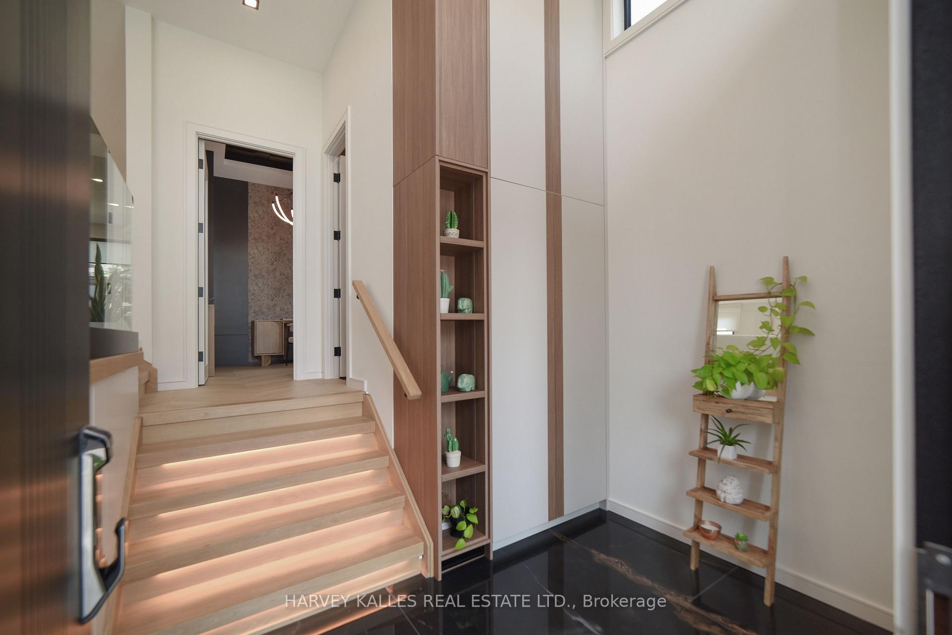 Photo 5 of 110 Mona Drive, Toronto, Lawrence Park South — HOMEH