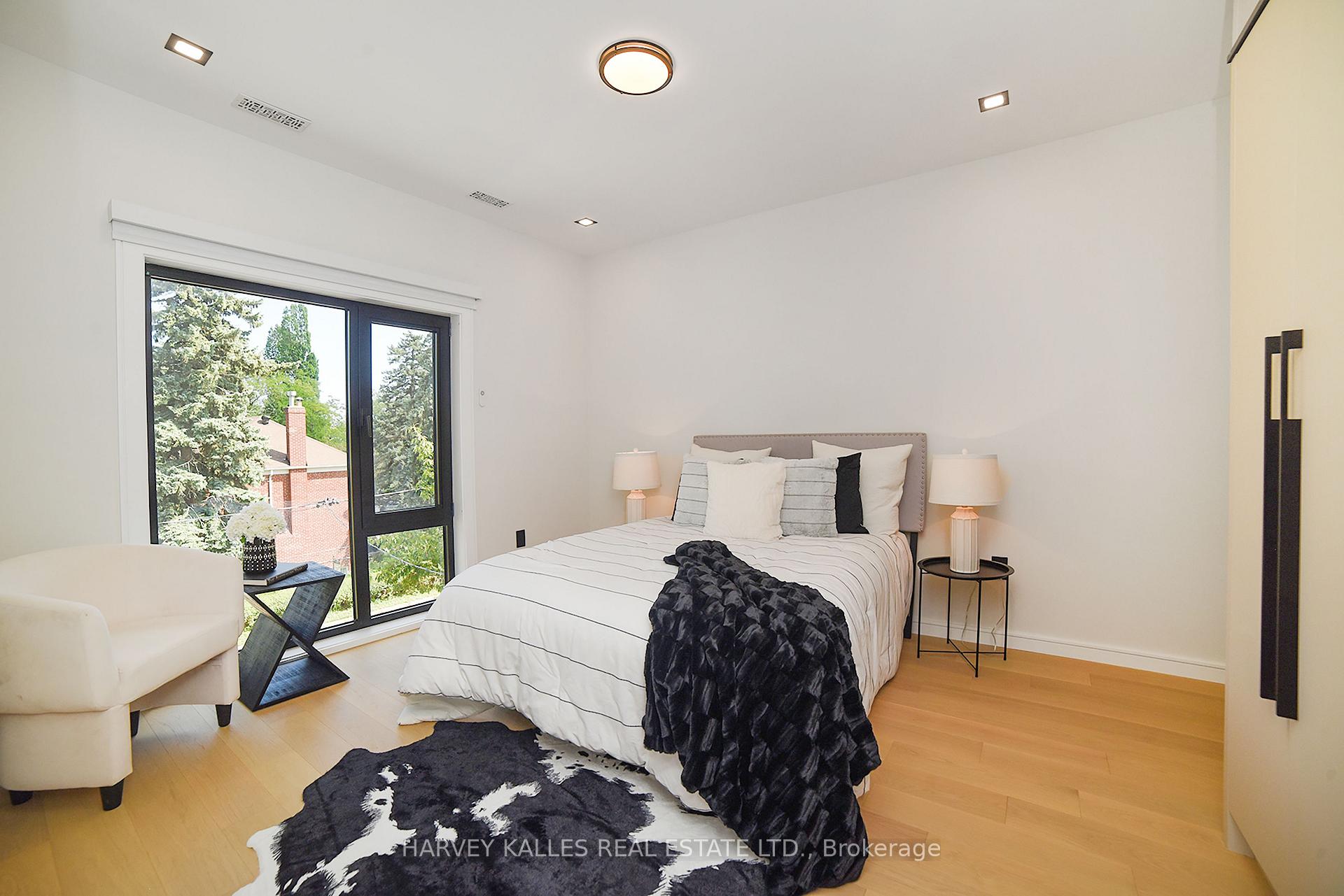 Photo 35 of 110 Mona Drive, Toronto, Lawrence Park South — HOMEH