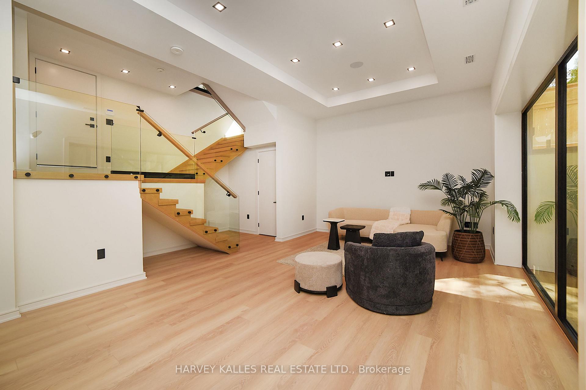 Photo 40 of 110 Mona Drive, Toronto, Lawrence Park South — HOMEH