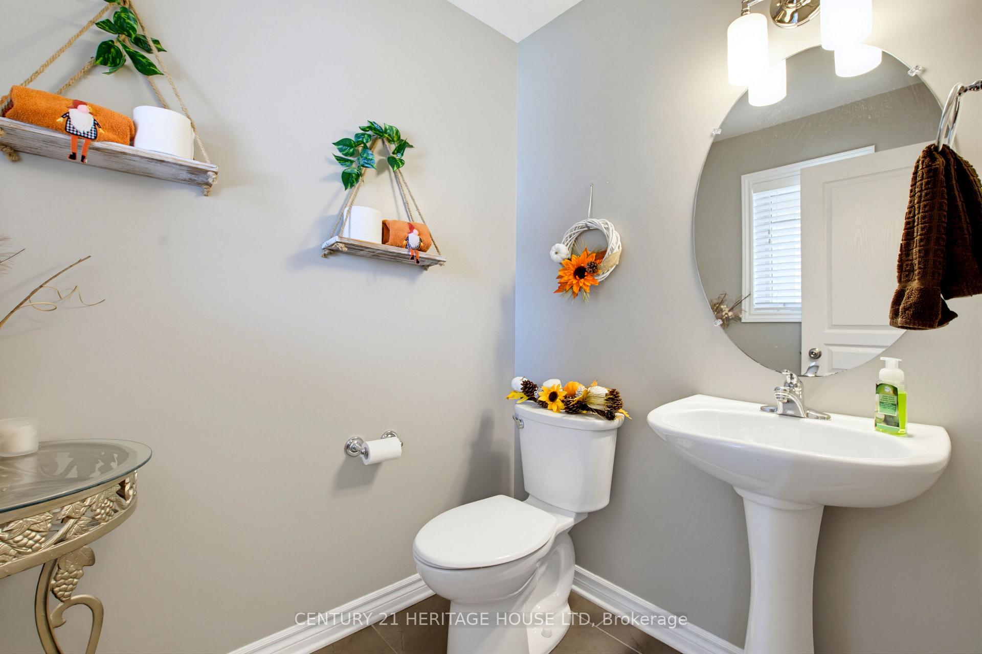 Photo 5 of 193 Tarry Parkway, Aylmer — HOMEH