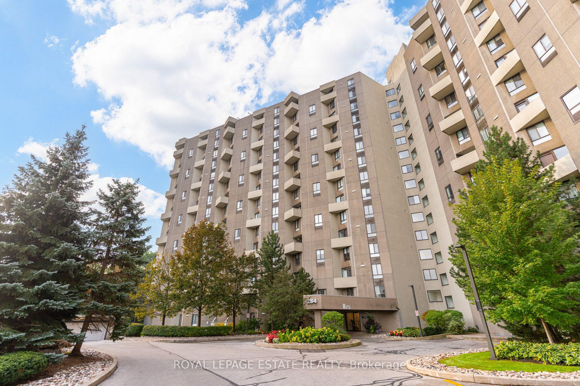 Photo 2 of Unit A12, 284 Mill Road, Etobicoke, Markland Wood — HOMEH