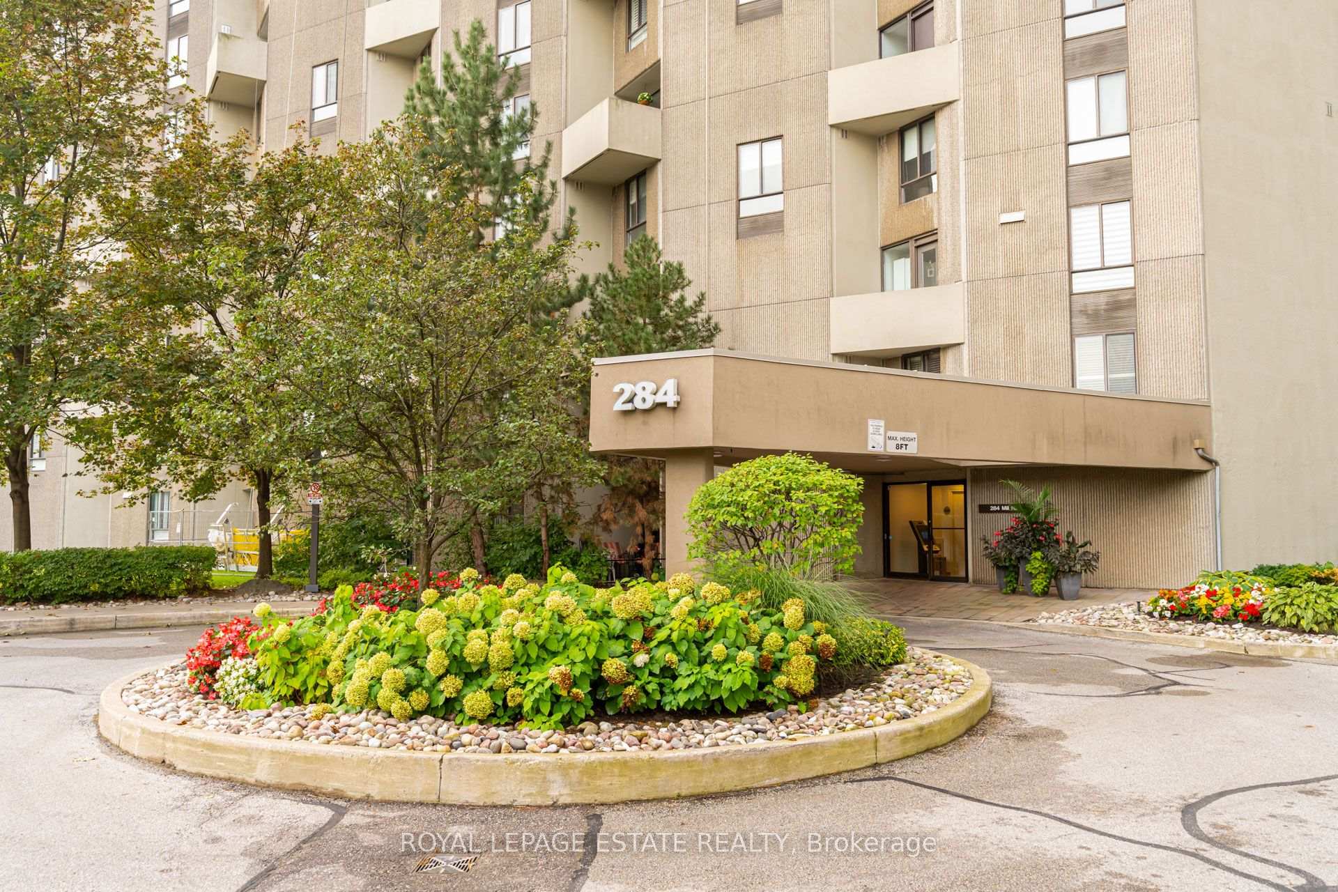 Photo 63 of Unit A12, 284 Mill Road, Etobicoke, Markland Wood — HOMEH