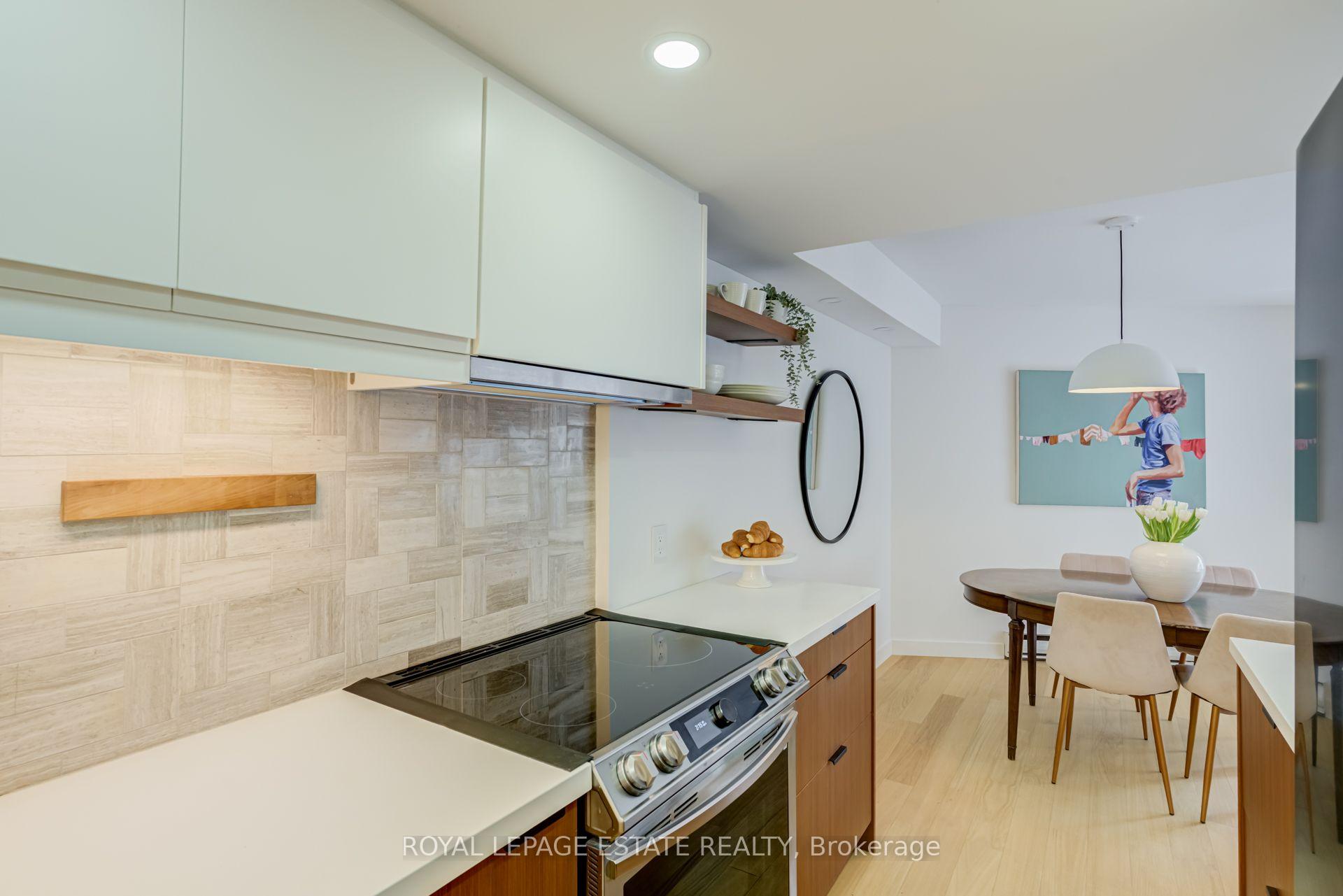 Photo 30 of Unit A12, 284 Mill Road, Etobicoke, Markland Wood — HOMEH