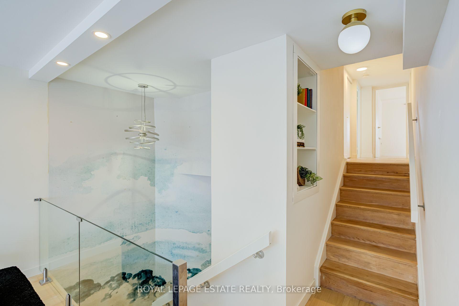 Photo 31 of Unit A12, 284 Mill Road, Etobicoke, Markland Wood — HOMEH