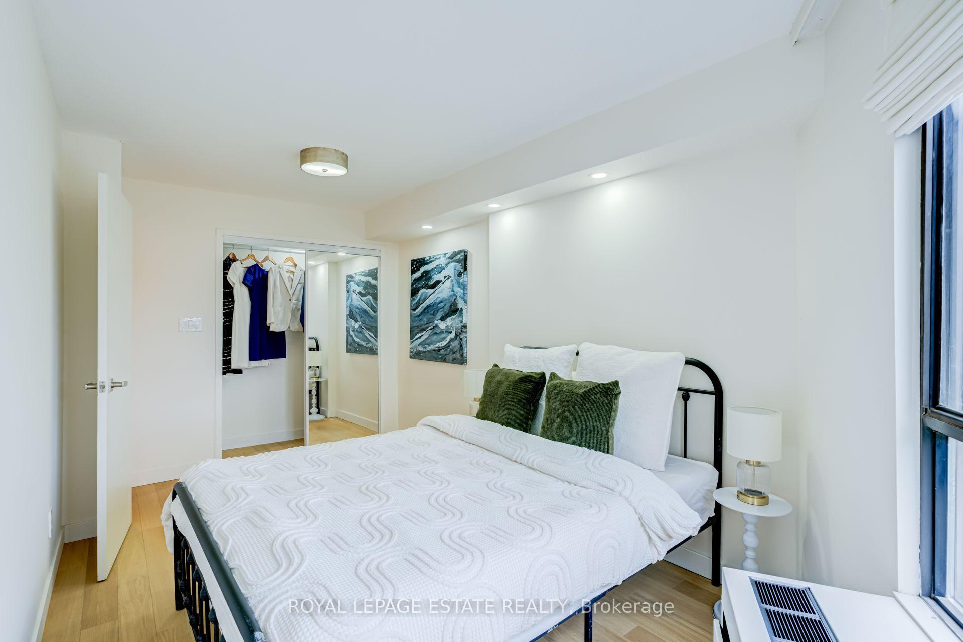 Photo 44 of Unit A12, 284 Mill Road, Etobicoke, Markland Wood — HOMEH