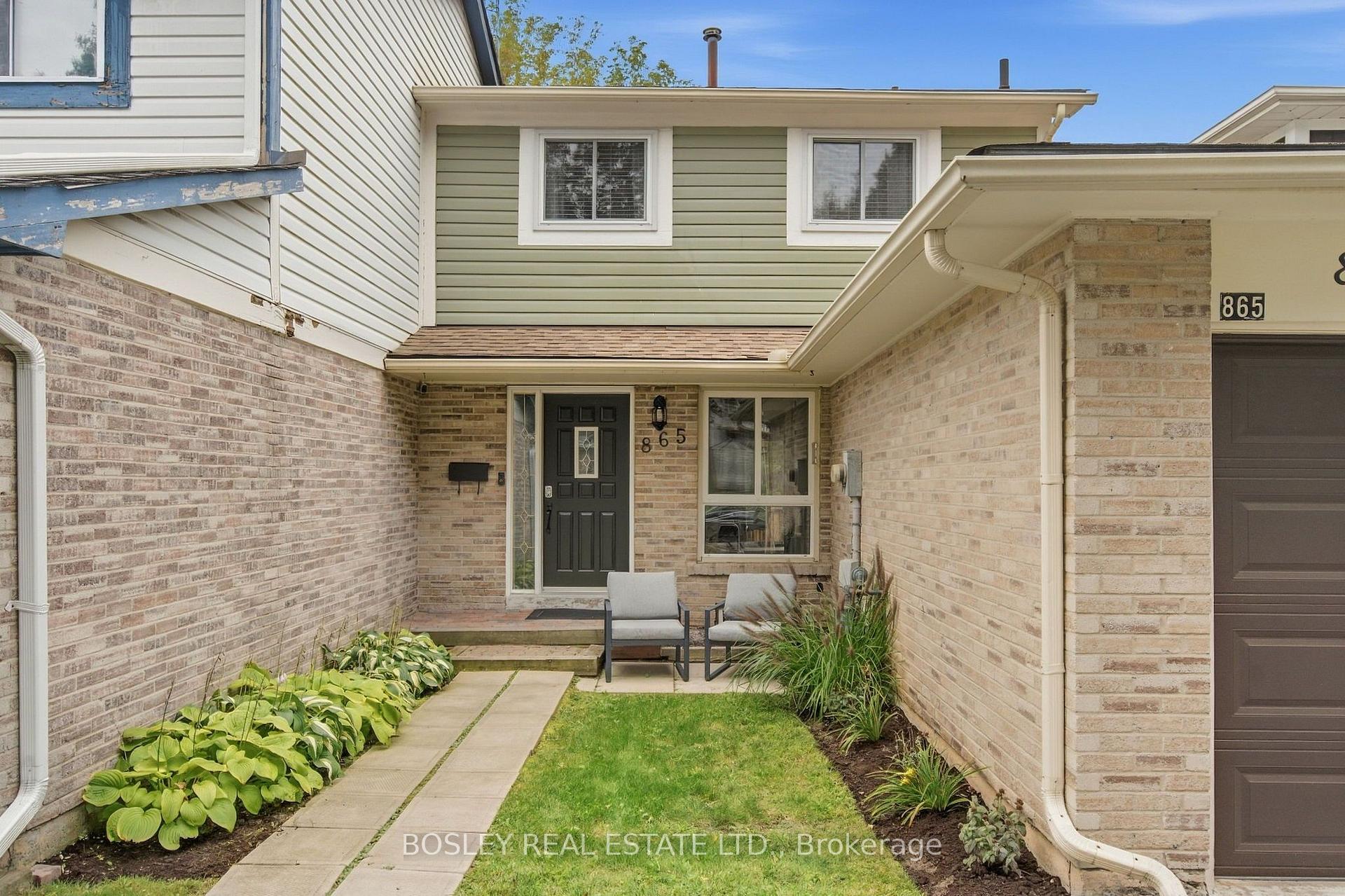 Photo 3 of 865 Gentry Crescent, Oshawa, Eastdale — HOMEH