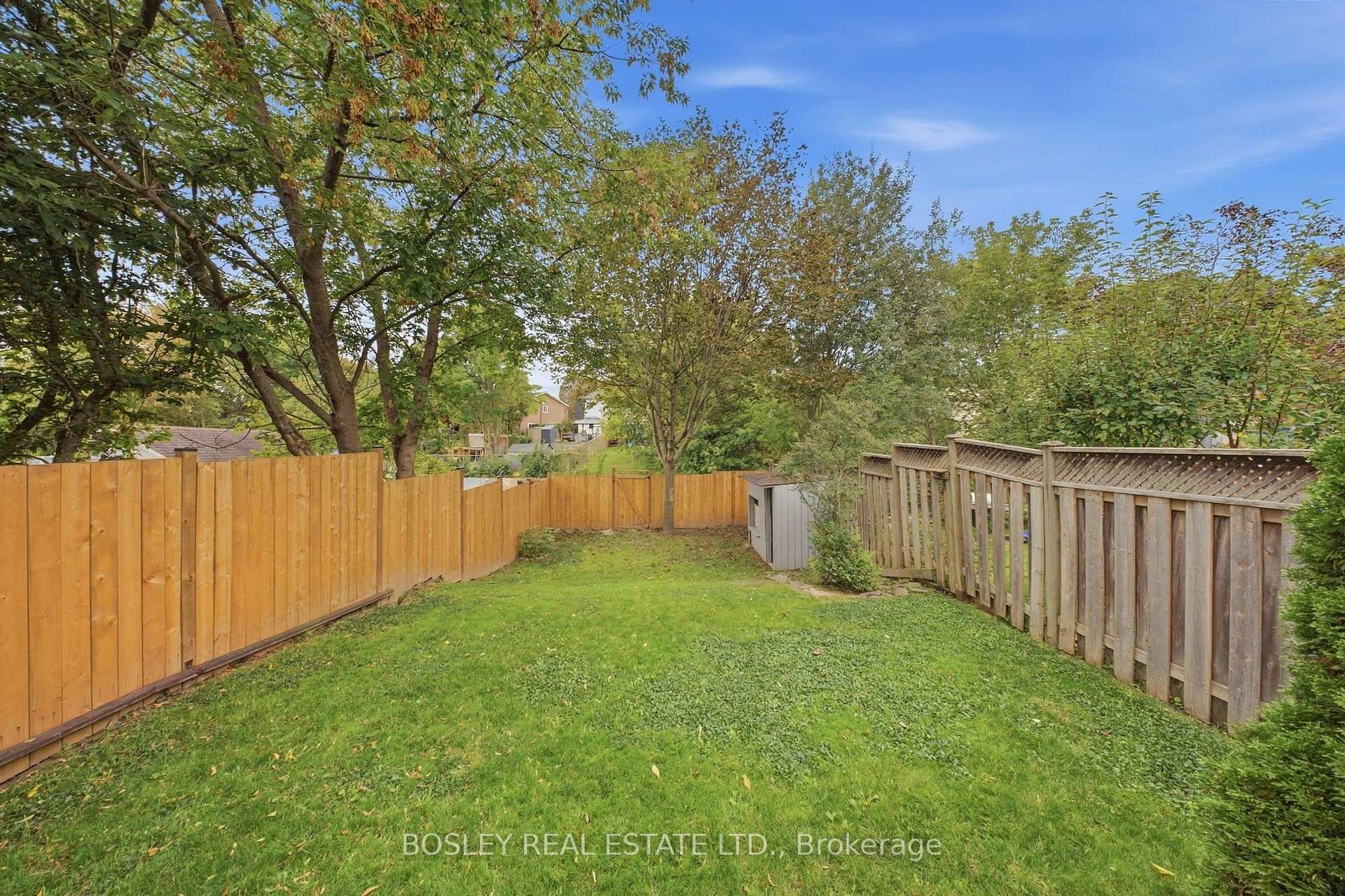 Photo 12 of 865 Gentry Crescent, Oshawa, Eastdale — HOMEH