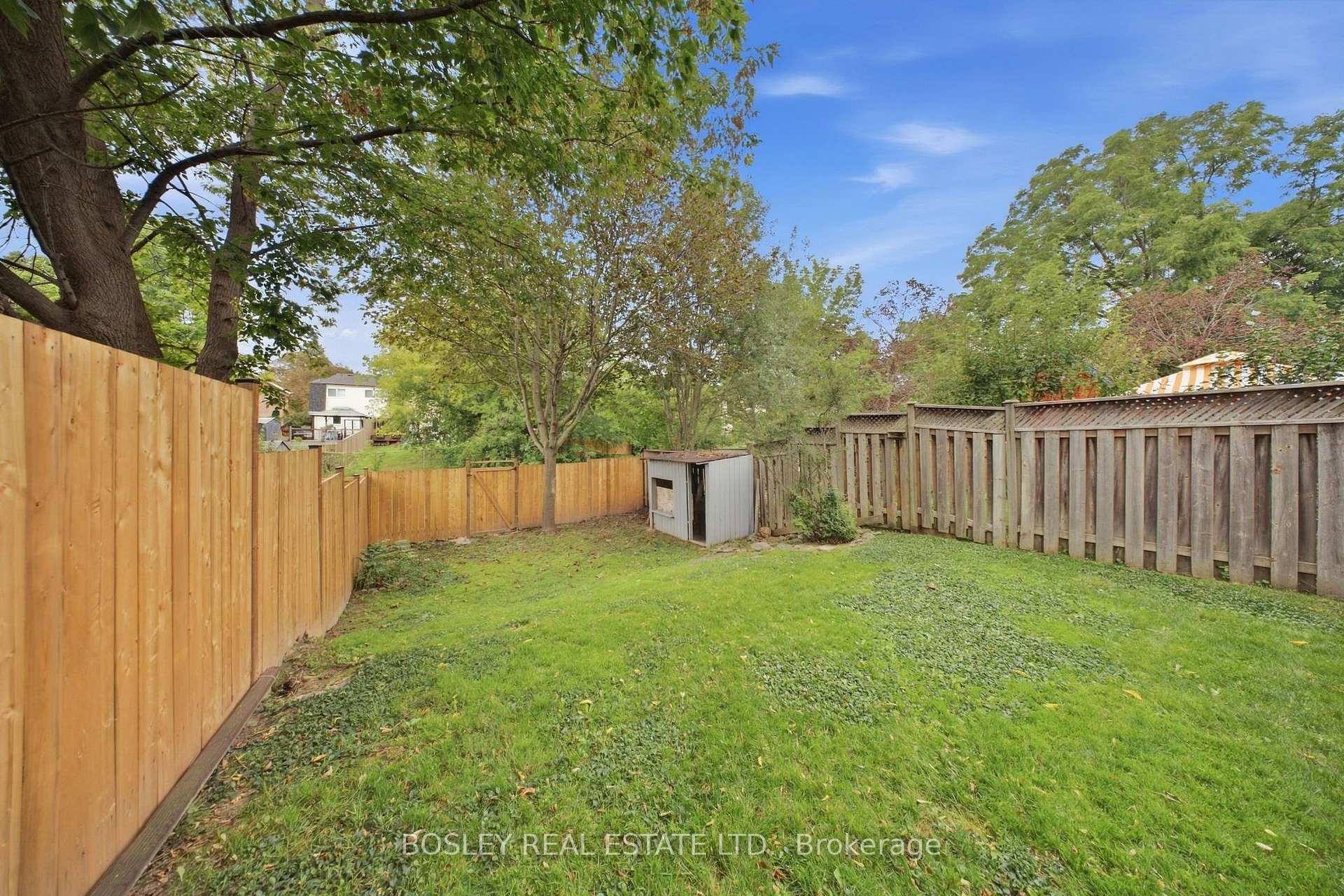 Photo 13 of 865 Gentry Crescent, Oshawa, Eastdale — HOMEH