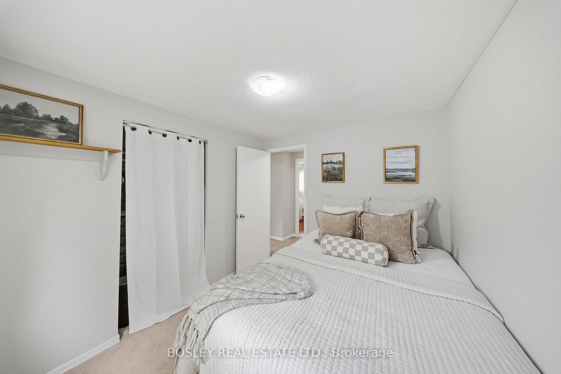 Photo 32 of 865 Gentry Crescent, Oshawa, Eastdale — HOMEH