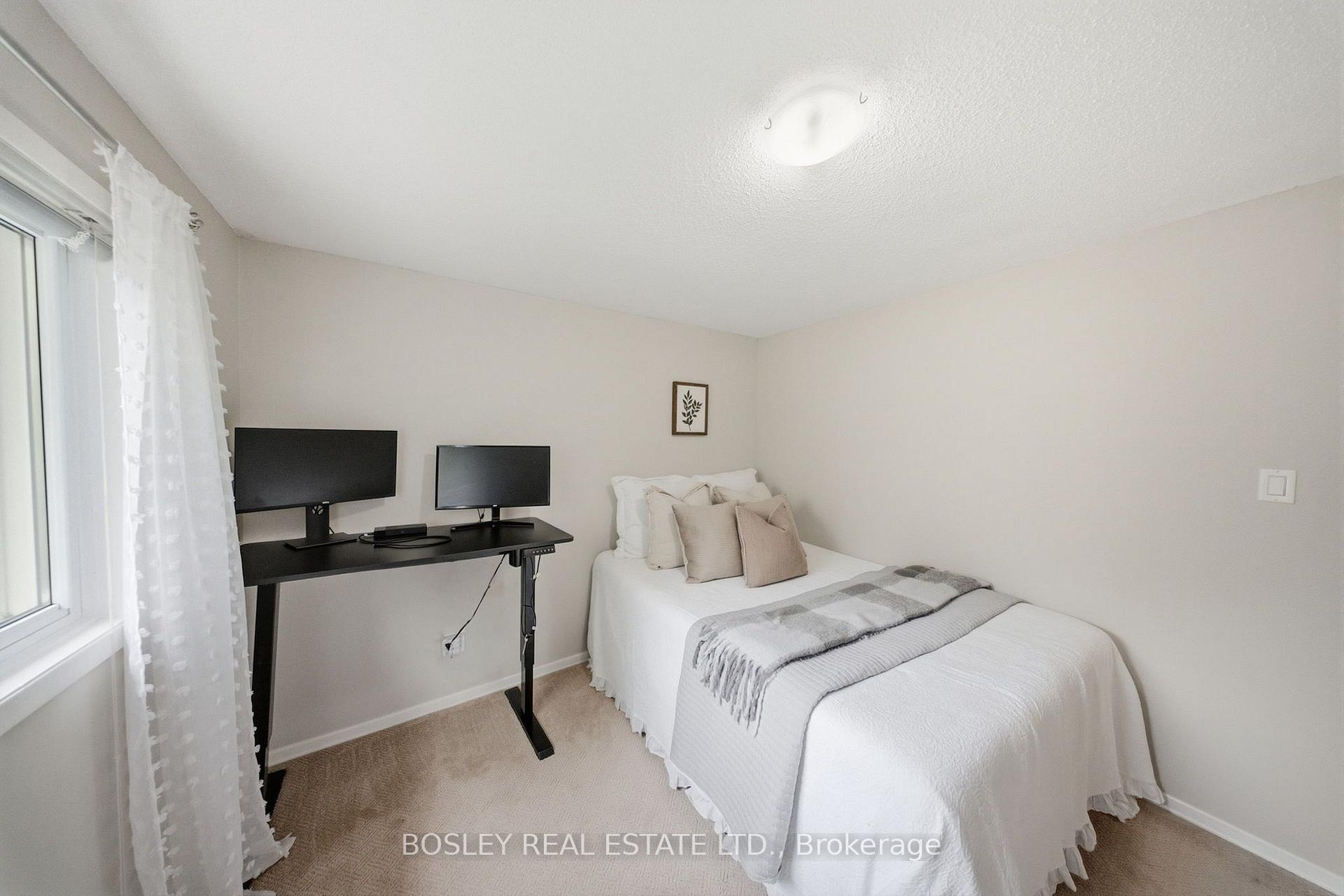 Photo 35 of 865 Gentry Crescent, Oshawa, Eastdale — HOMEH