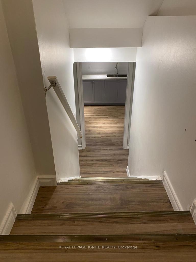 Photo 2 of Unit Basement, 30 Eastvale Drive, Markham, Cedarwood — HOMEH