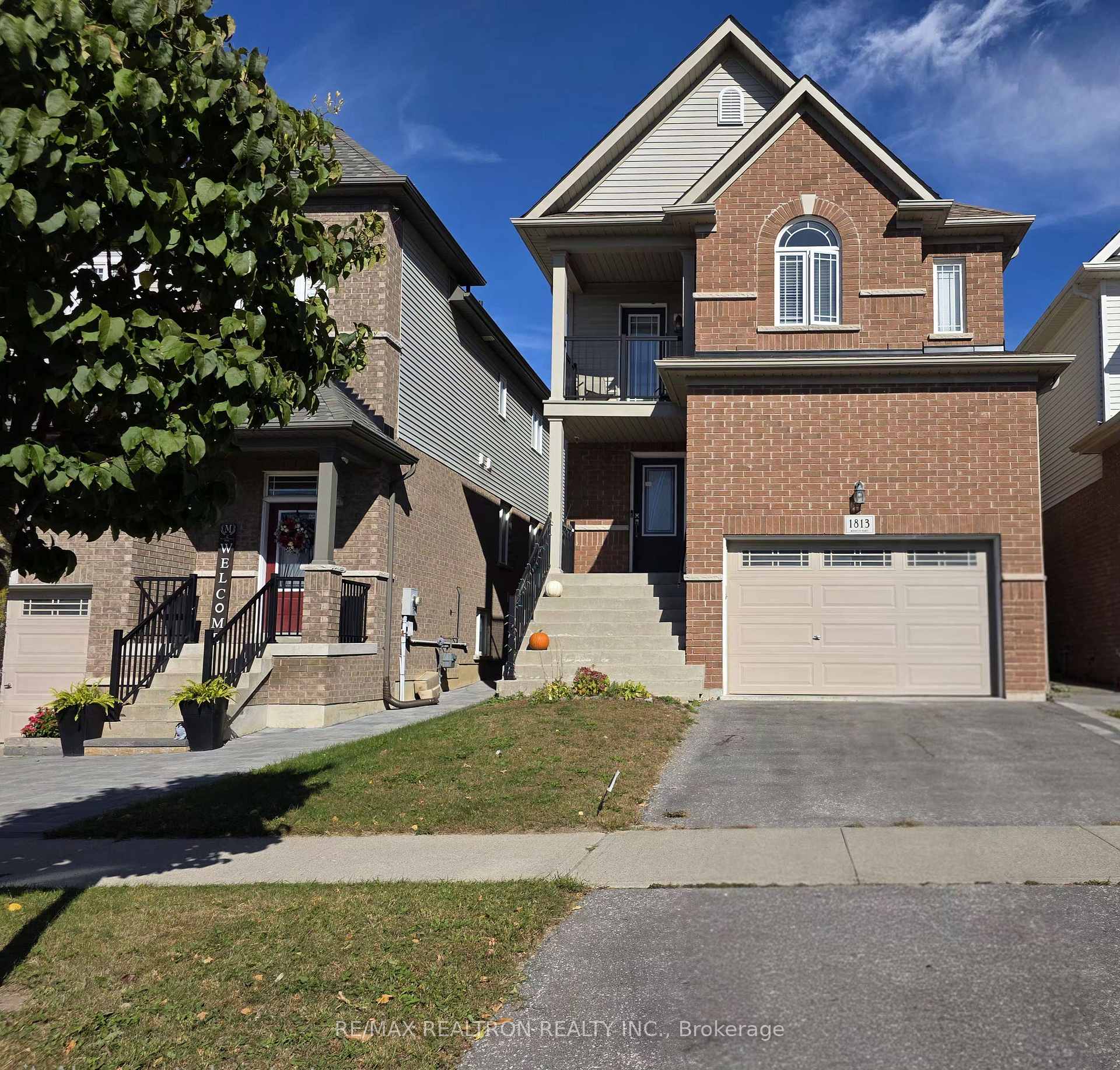 Photo 1 of 1813 Shelburne Street, Oshawa, Samac — HOMEH