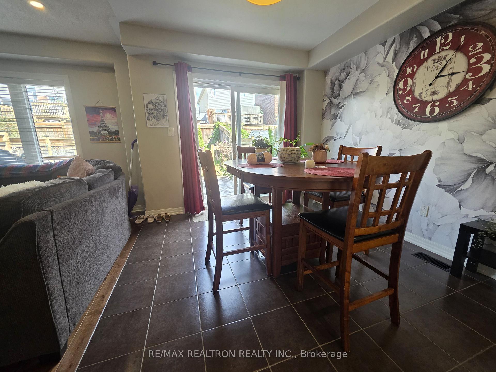 Photo 14 of 1813 Shelburne Street, Oshawa, Samac — HOMEH