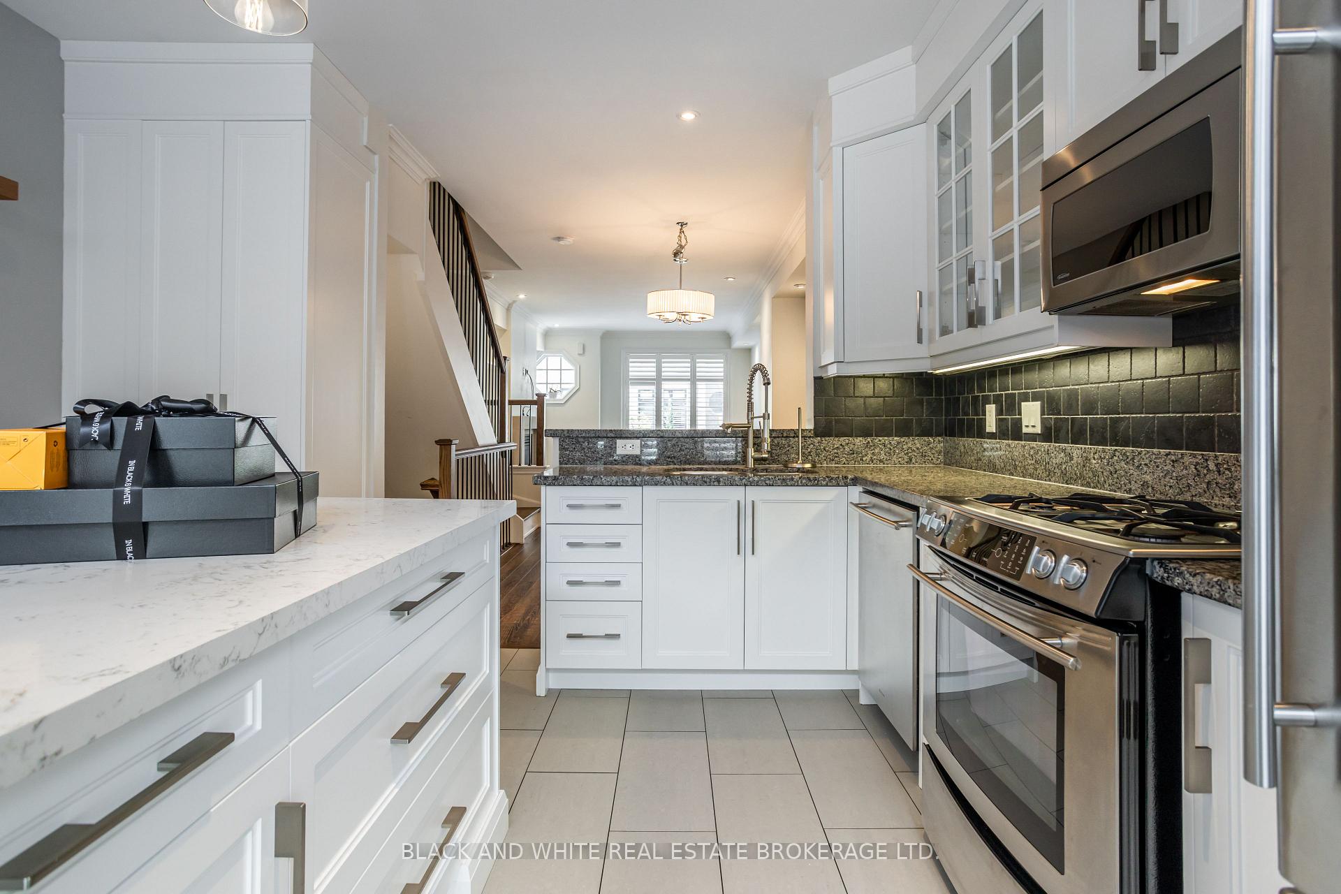 Photo 5 of 55 Lobo Mews, Etobicoke, Islington-City Centre West — HOMEH