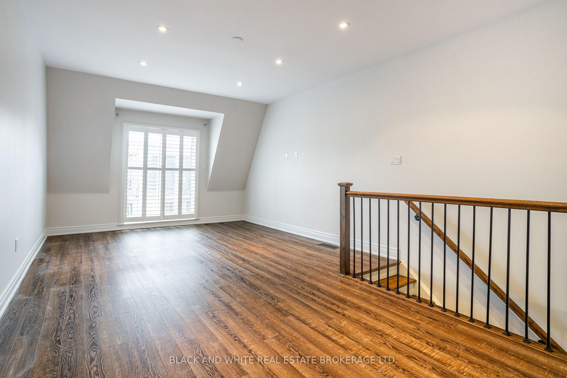 Photo 10 of 55 Lobo Mews, Etobicoke, Islington-City Centre West — HOMEH
