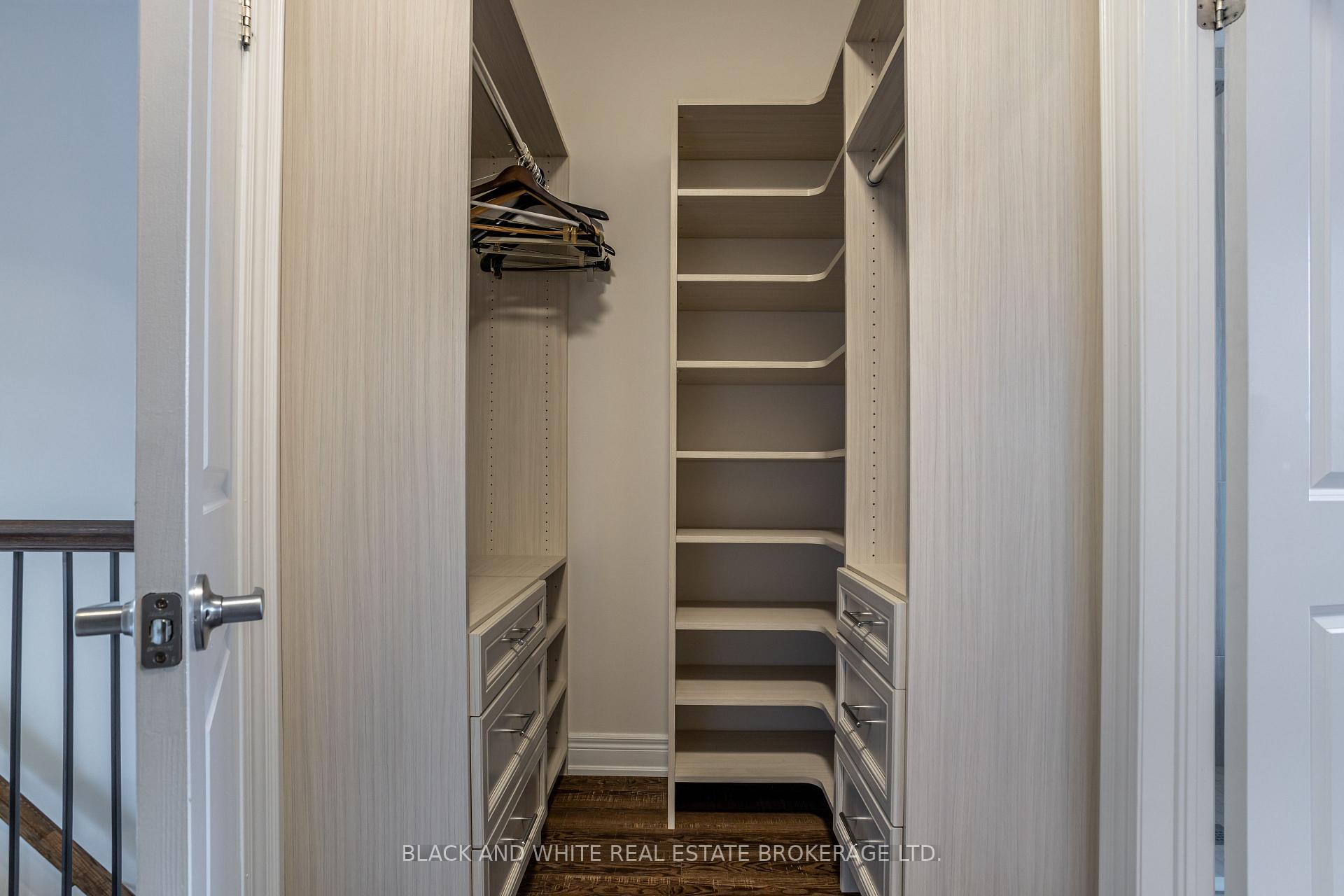 Photo 13 of 55 Lobo Mews, Etobicoke, Islington-City Centre West — HOMEH