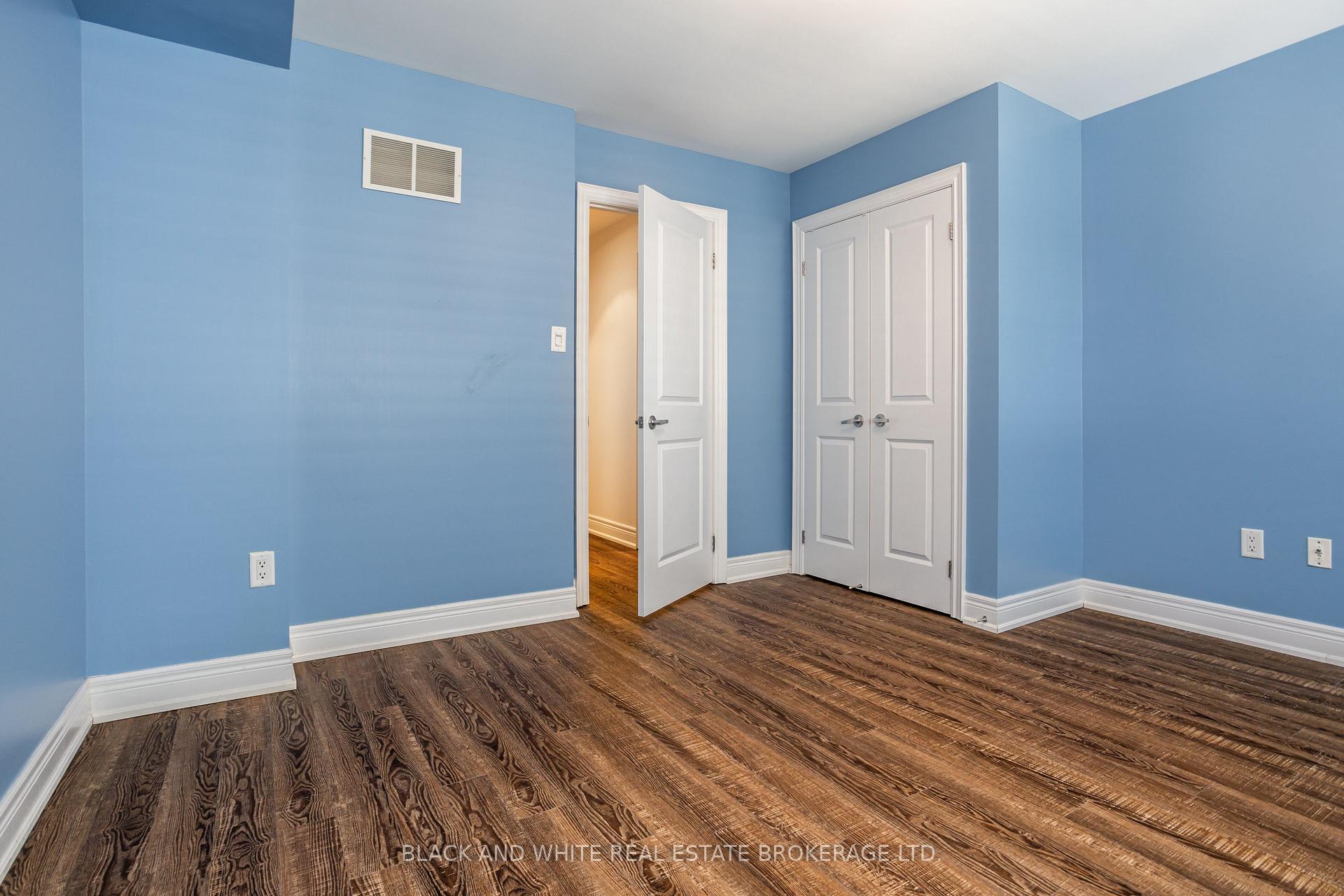 Photo 17 of 55 Lobo Mews, Etobicoke, Islington-City Centre West — HOMEH