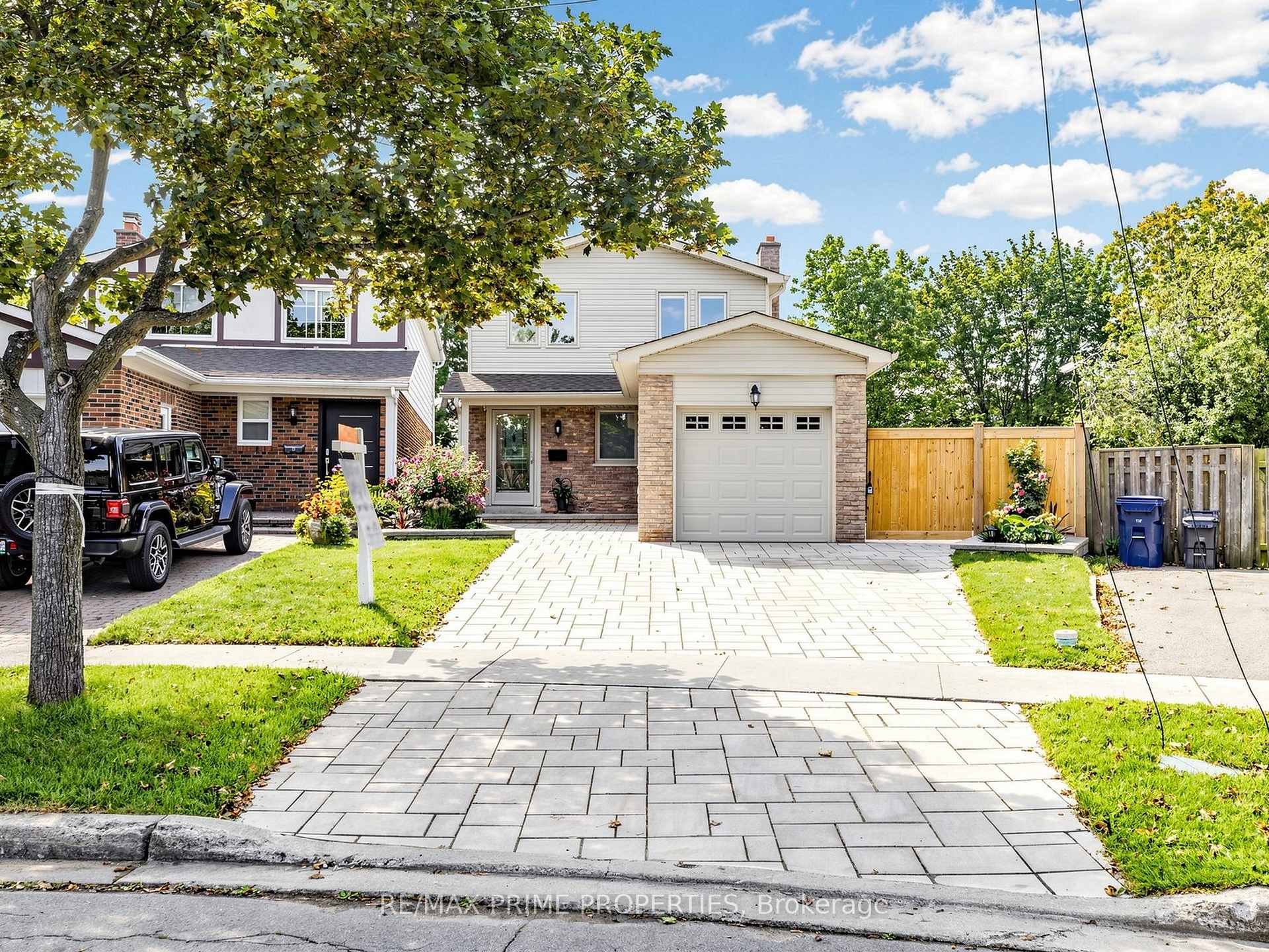 Photo 49 of 19 Post Horn Grove, Scarborough, Agincourt North — HOMEH