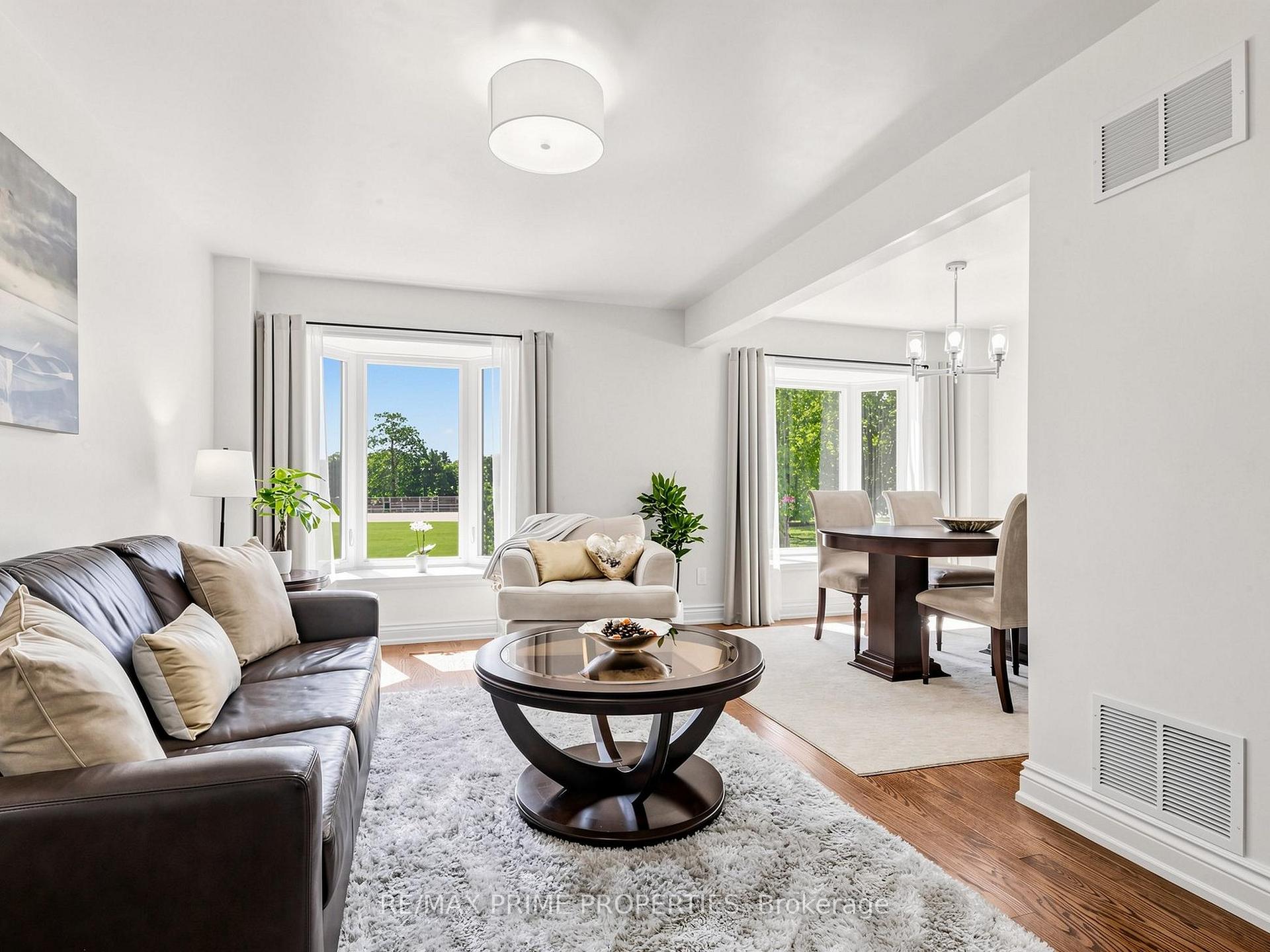 Photo 6 of 19 Post Horn Grove, Scarborough, Agincourt North — HOMEH