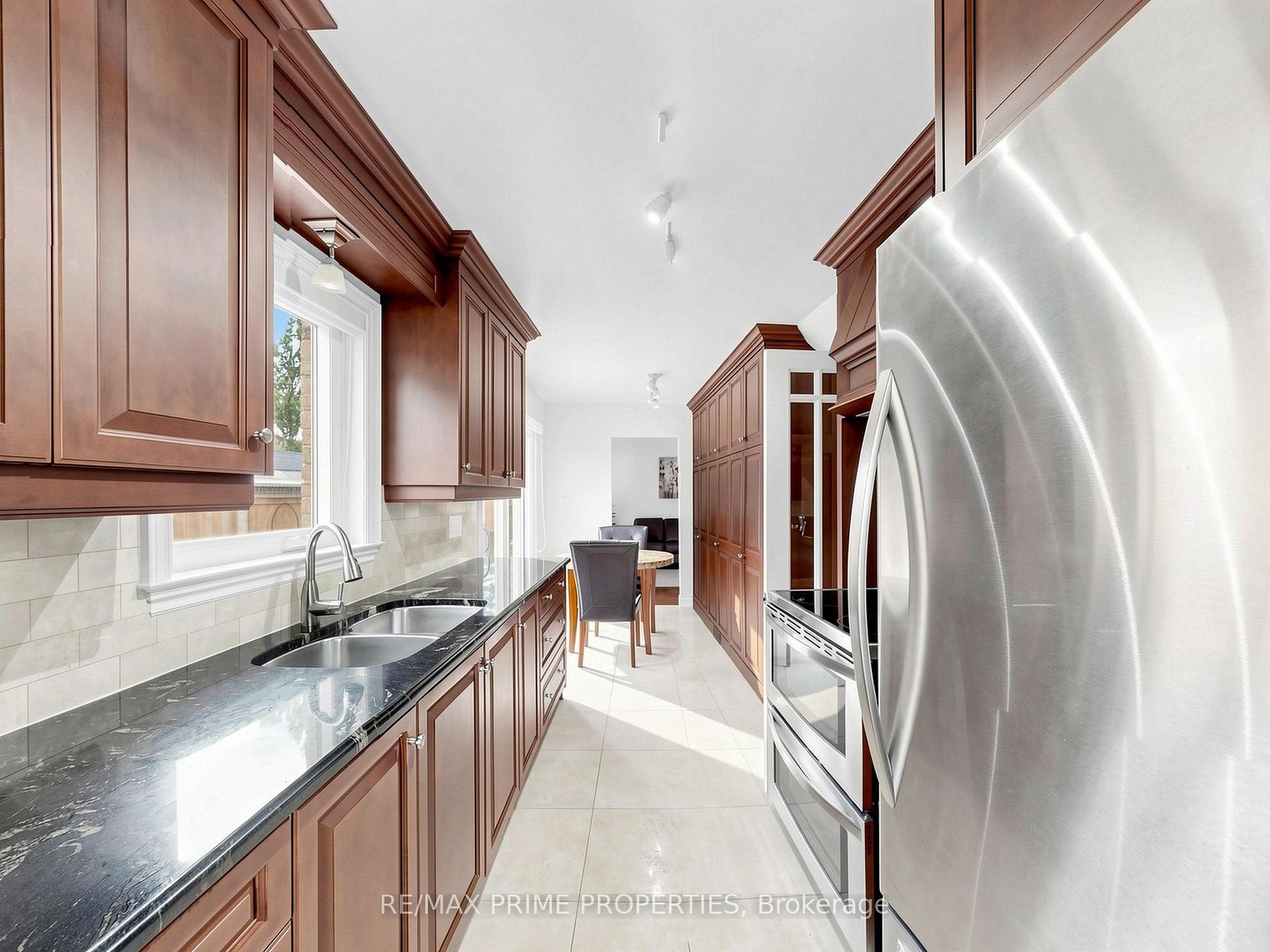Photo 15 of 19 Post Horn Grove, Scarborough, Agincourt North — HOMEH