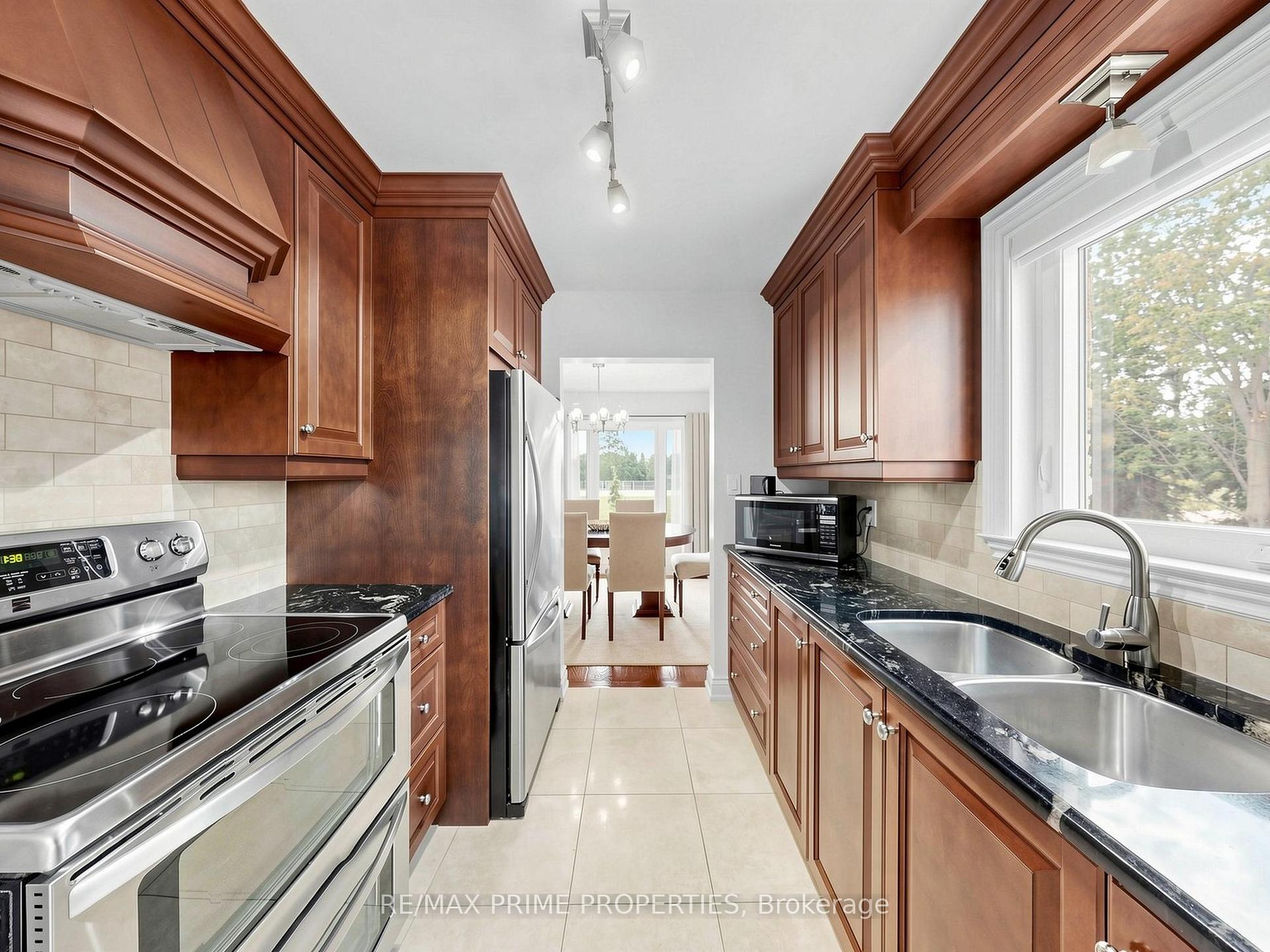Photo 17 of 19 Post Horn Grove, Scarborough, Agincourt North — HOMEH