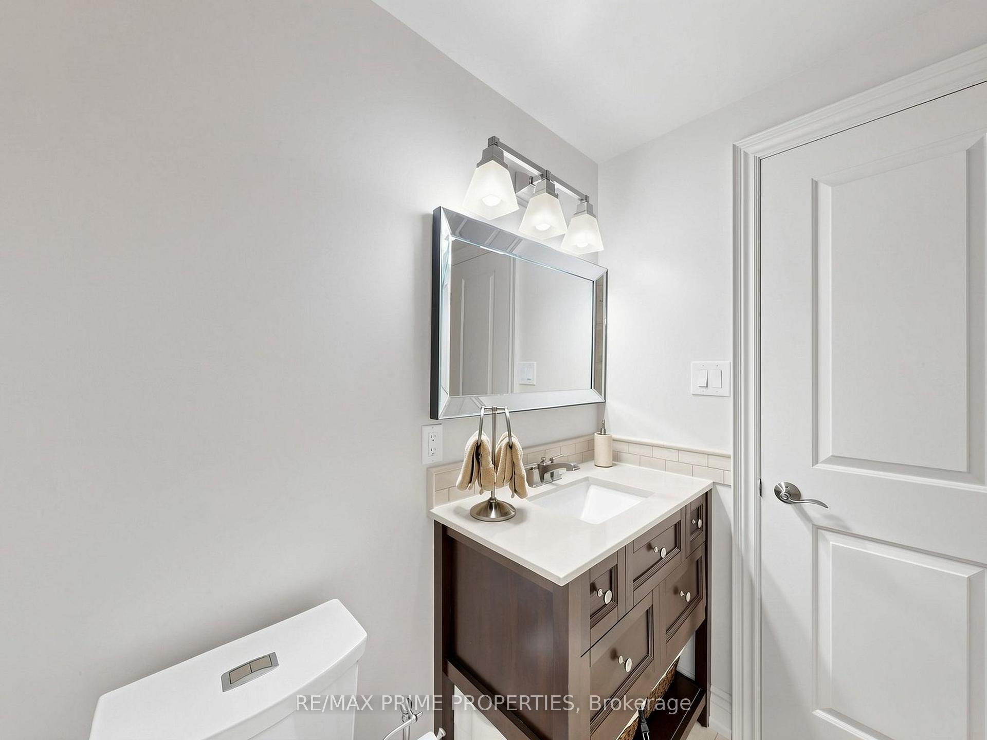 Photo 24 of 19 Post Horn Grove, Scarborough, Agincourt North — HOMEH