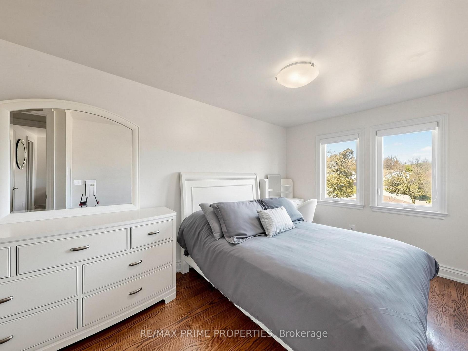 Photo 27 of 19 Post Horn Grove, Scarborough, Agincourt North — HOMEH