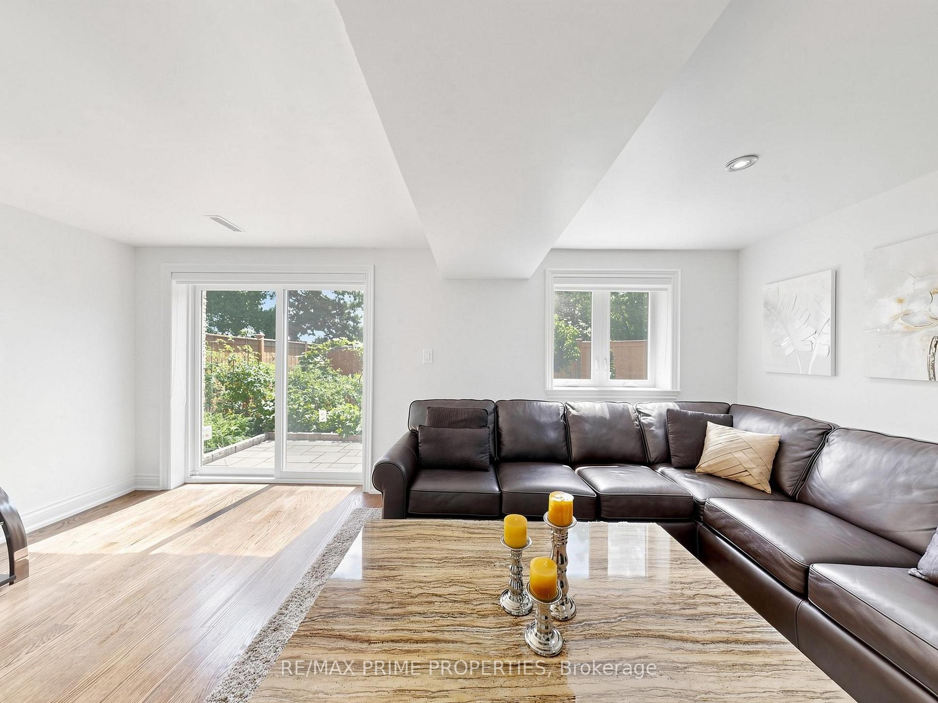 Photo 31 of 19 Post Horn Grove, Scarborough, Agincourt North — HOMEH