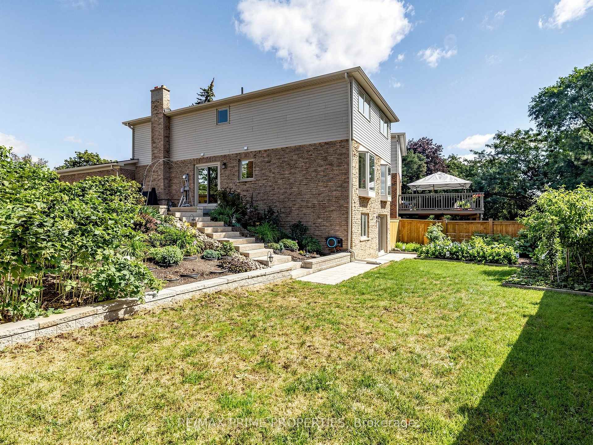 Photo 36 of 19 Post Horn Grove, Scarborough, Agincourt North — HOMEH