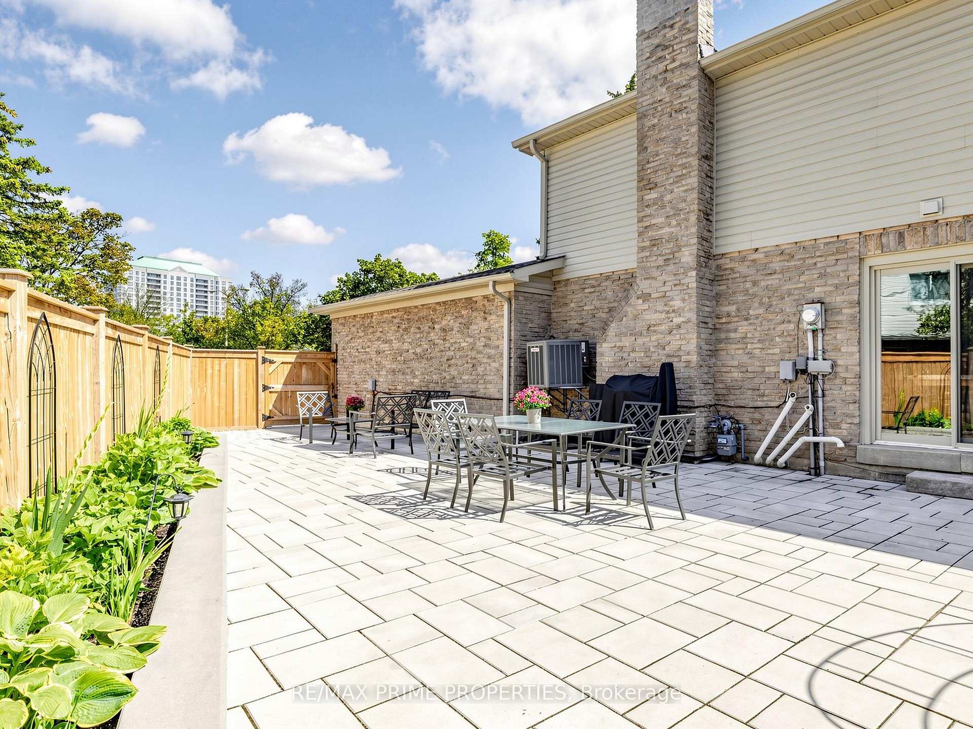 Photo 39 of 19 Post Horn Grove, Scarborough, Agincourt North — HOMEH
