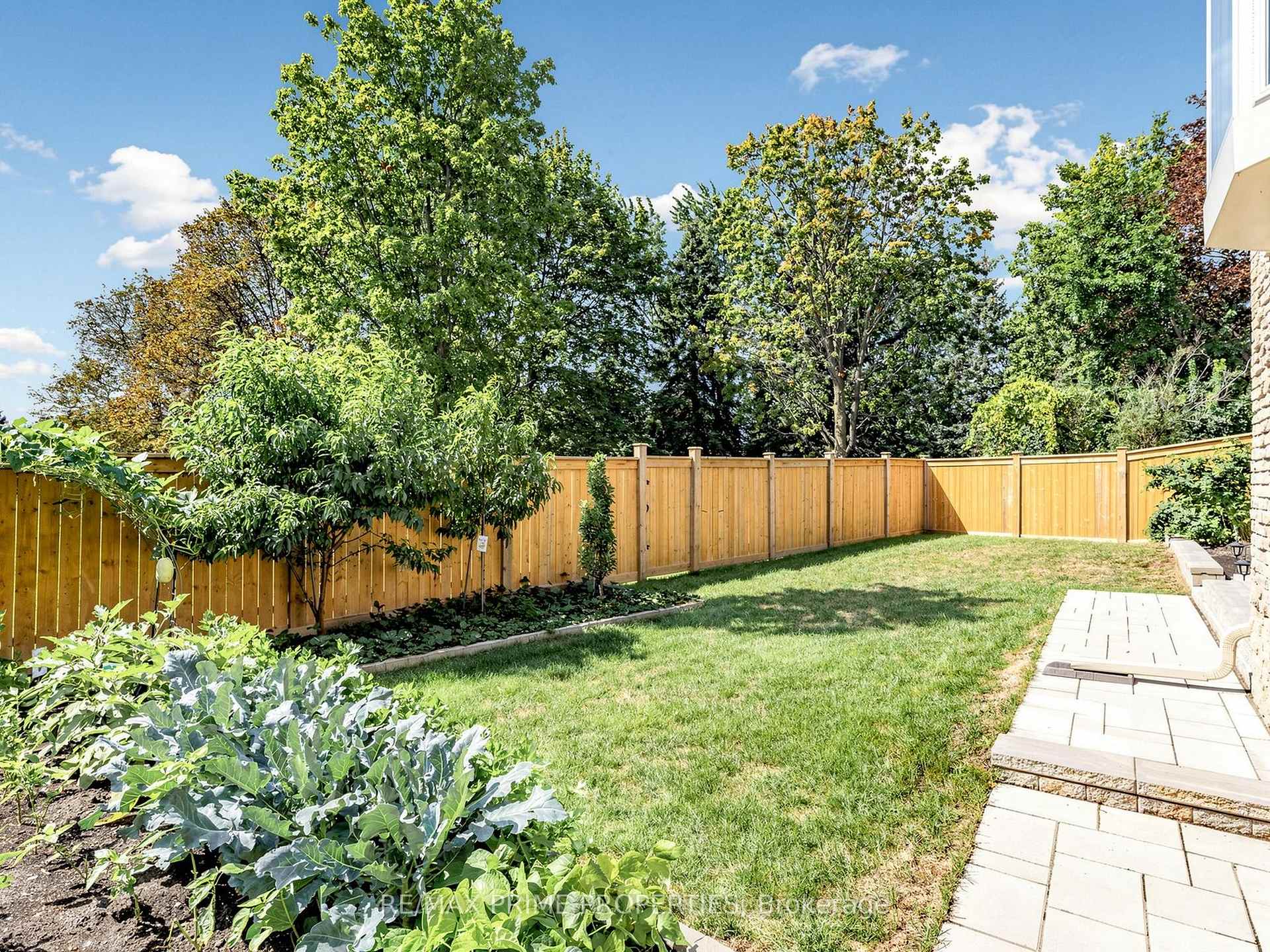 Photo 43 of 19 Post Horn Grove, Scarborough, Agincourt North — HOMEH