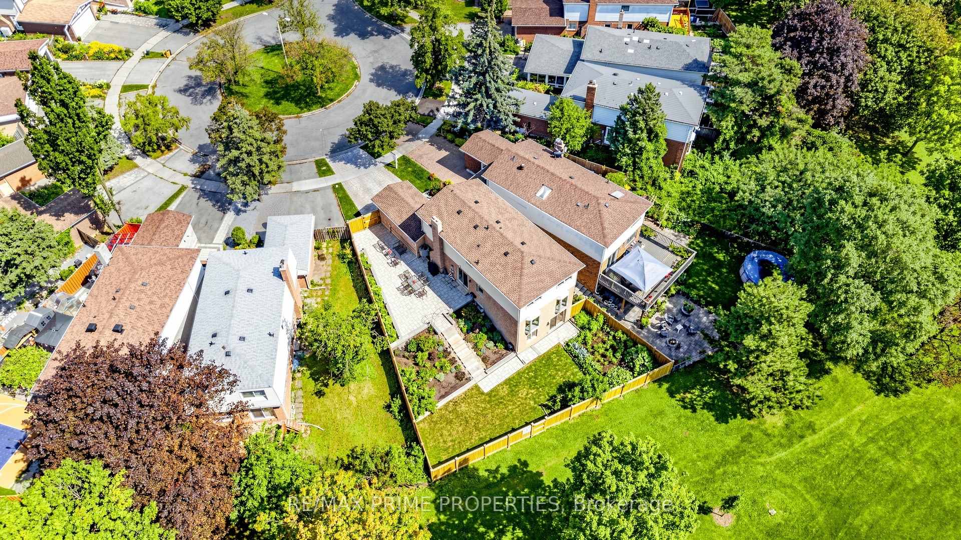 Photo 47 of 19 Post Horn Grove, Scarborough, Agincourt North — HOMEH