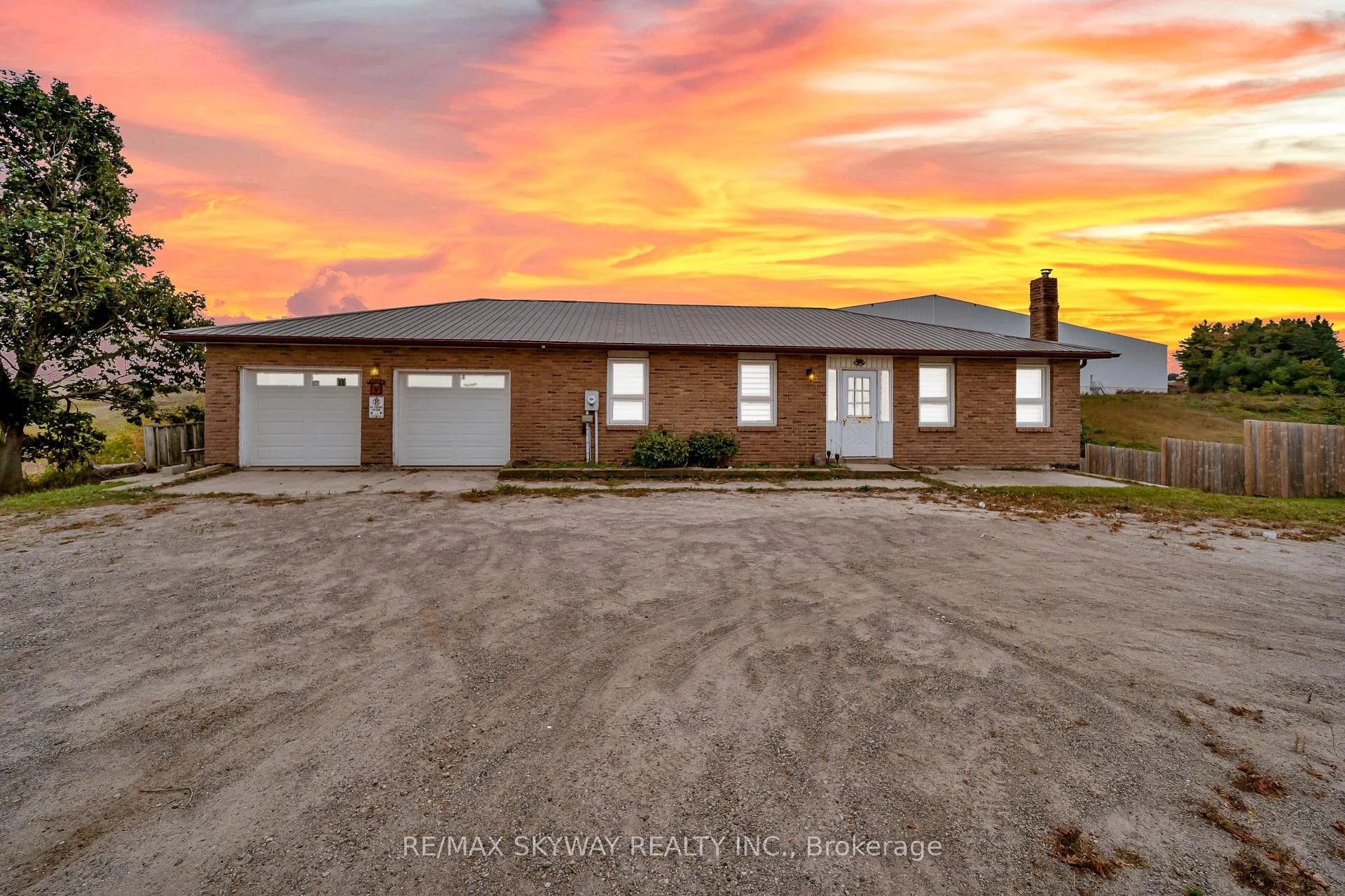 Photo of 205386 County Rd 109