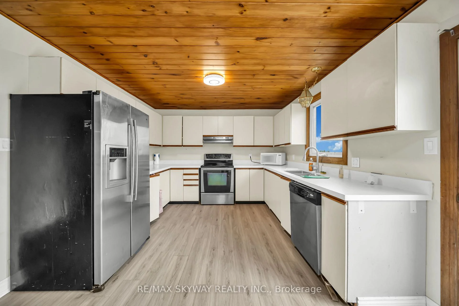 Photo 39 of 205386 County Rd 109, East Garafraxa, Rural East Garafraxa — HOMEH