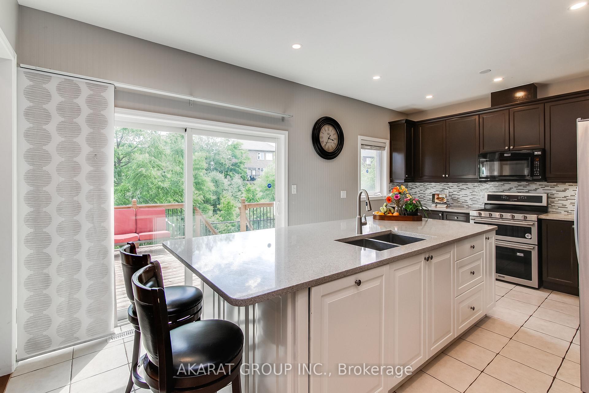 Photo 16 of 3320 Cline Street, Burlington, Alton — HOMEH