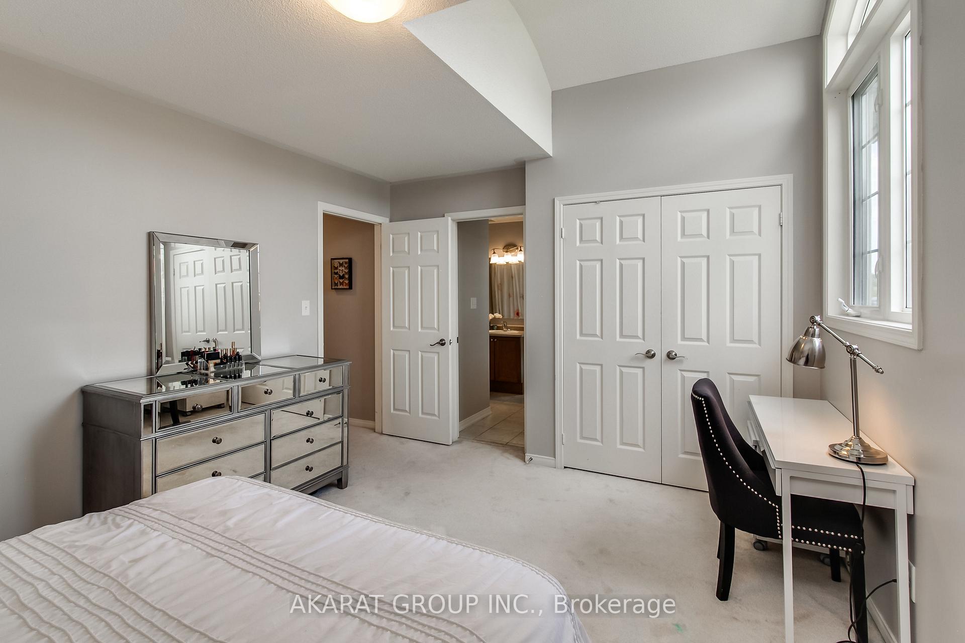 Photo 33 of 3320 Cline Street, Burlington, Alton — HOMEH