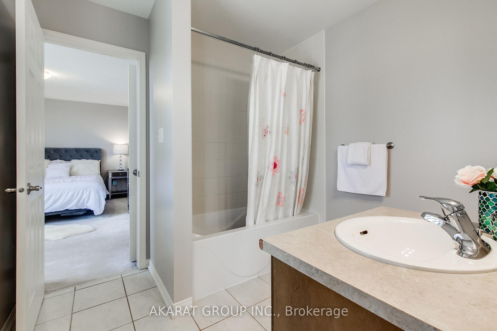 Photo 34 of 3320 Cline Street, Burlington, Alton — HOMEH