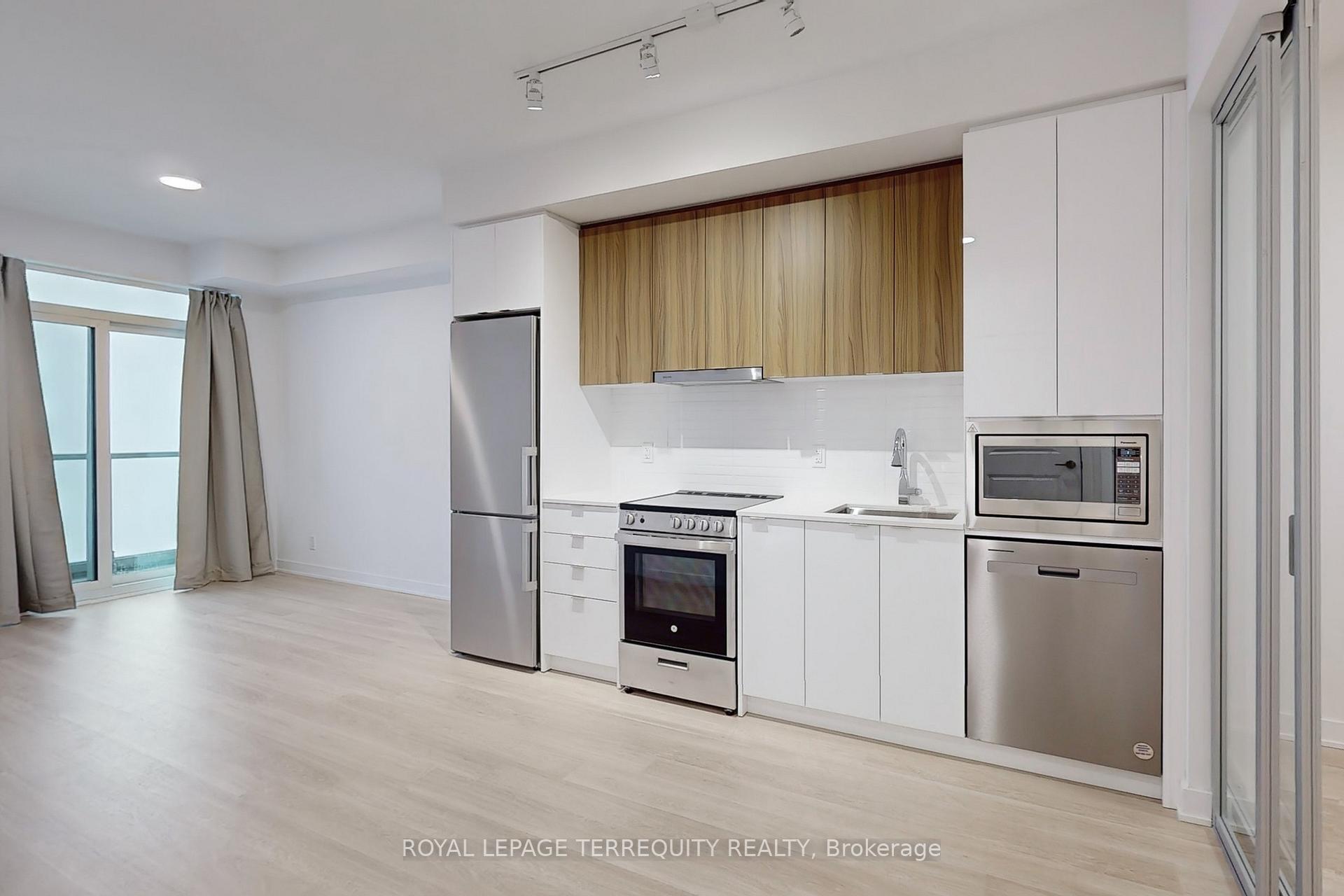 Photo 9 of Unit 3103, 30 Upper Mall Way, Vaughan, Brownridge — HOMEH