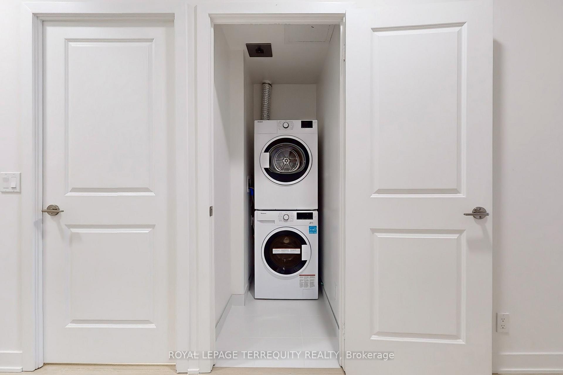 Photo 29 of Unit 3103, 30 Upper Mall Way, Vaughan, Brownridge — HOMEH