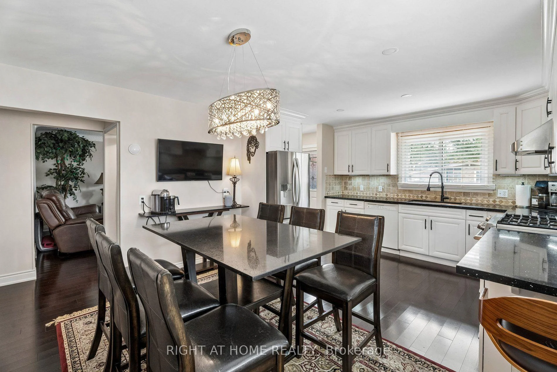 Photo 11 of 25 Swallow Crescent, Hamilton, Bruleville — HOMEH