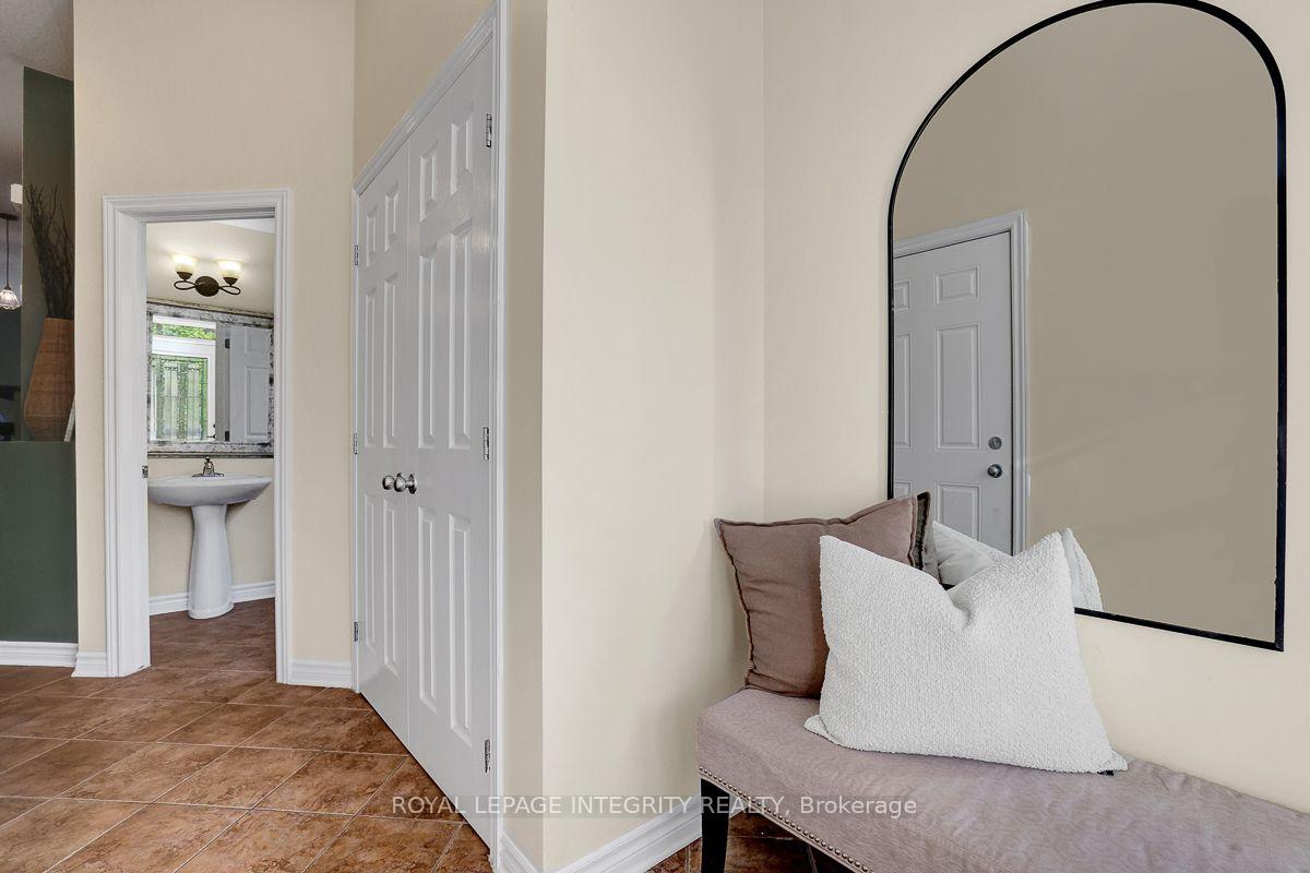 Photo 5 of 161 Mojave Crescent, Ottawa, Stittsville (North) — HOMEH