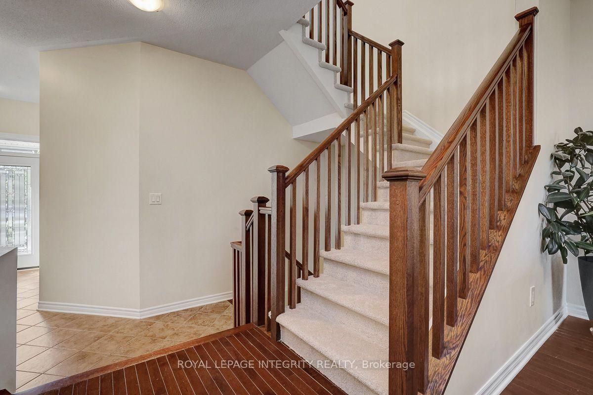 Photo 8 of 161 Mojave Crescent, Ottawa, Stittsville (North) — HOMEH