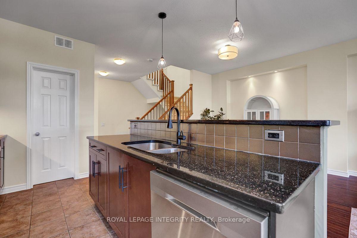 Photo 15 of 161 Mojave Crescent, Ottawa, Stittsville (North) — HOMEH