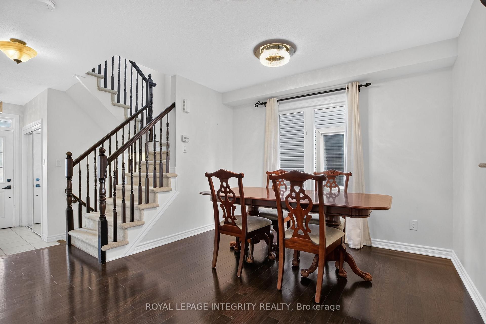 Photo 6 of 414 Meadowhawk Crescent, Ottawa, Barrhaven - Half Moon Bay — HOMEH