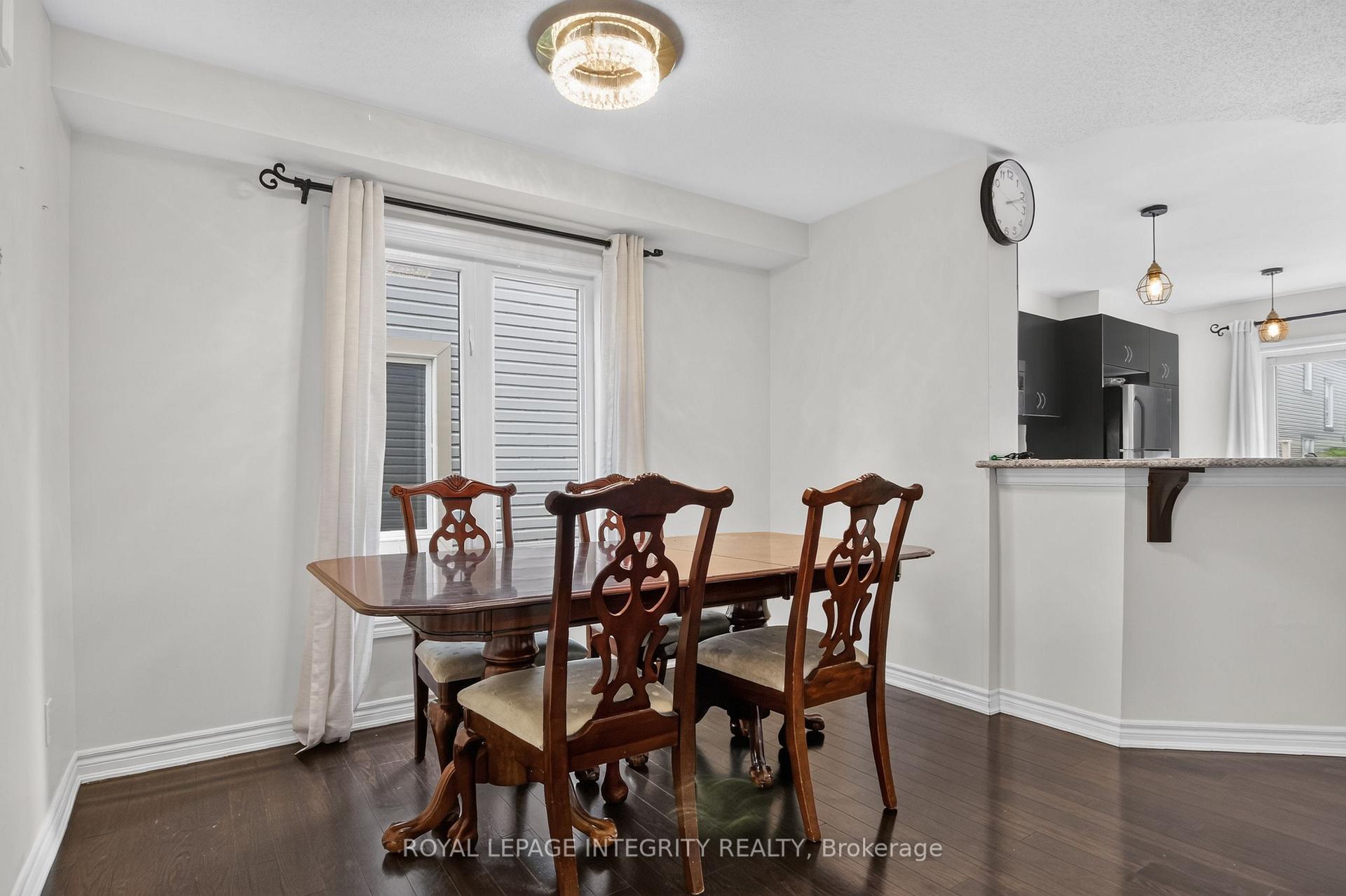 Photo 7 of 414 Meadowhawk Crescent, Ottawa, Barrhaven - Half Moon Bay — HOMEH