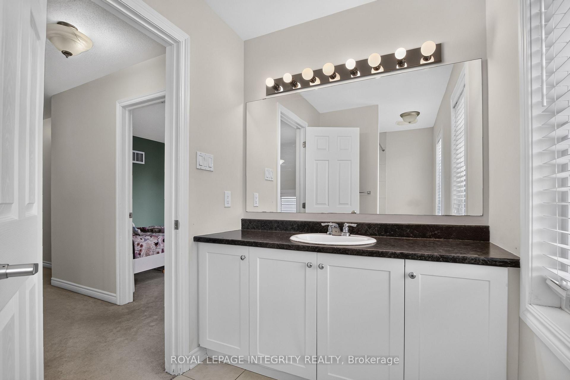 Photo 22 of 414 Meadowhawk Crescent, Ottawa, Barrhaven - Half Moon Bay — HOMEH